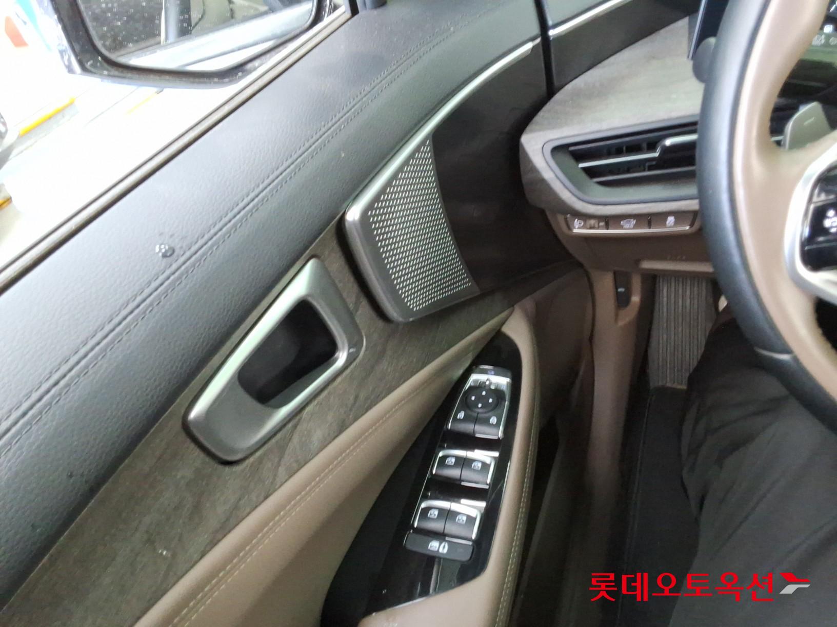 Kia K8 - 29
