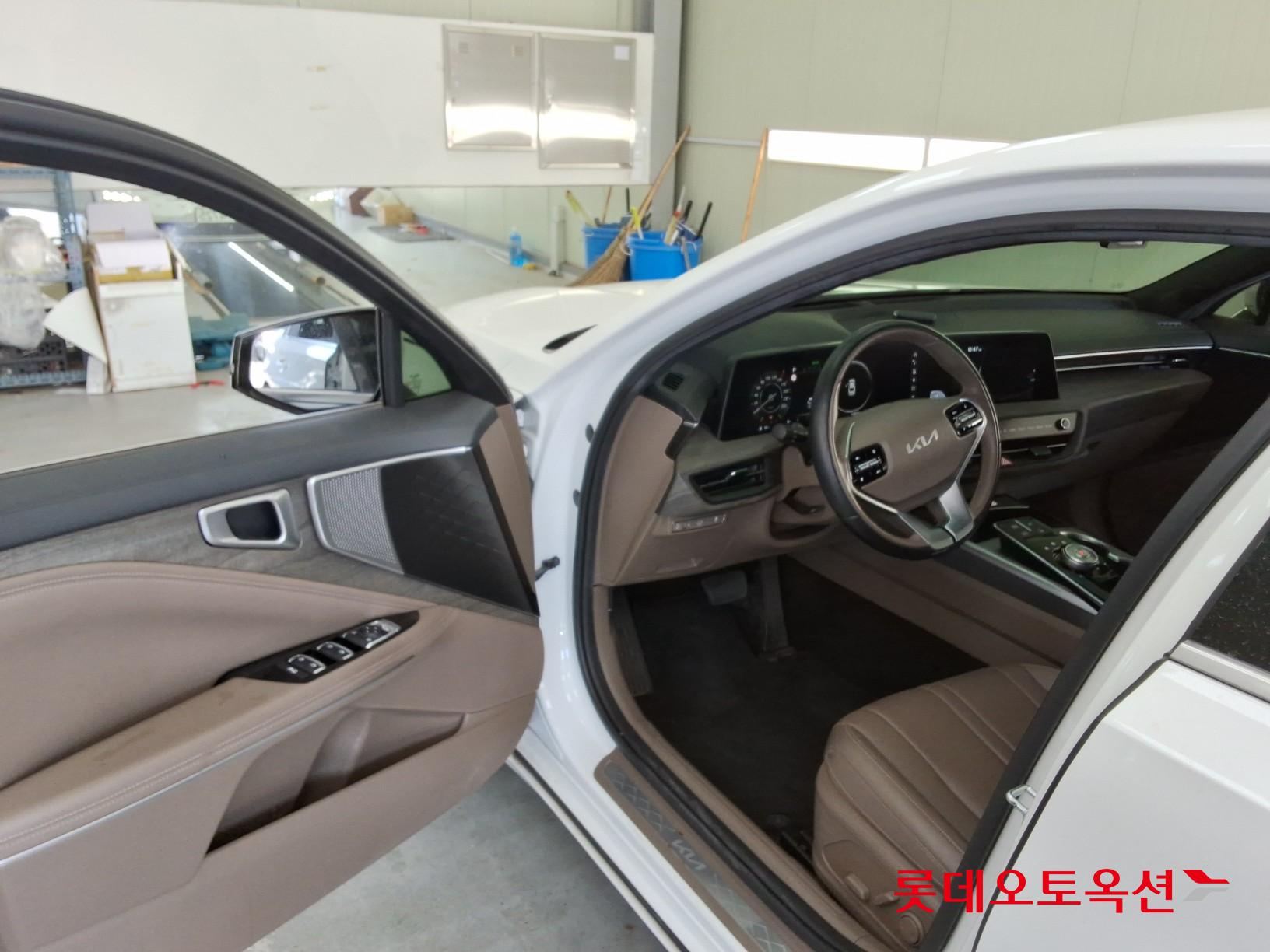 Kia K8 - 35