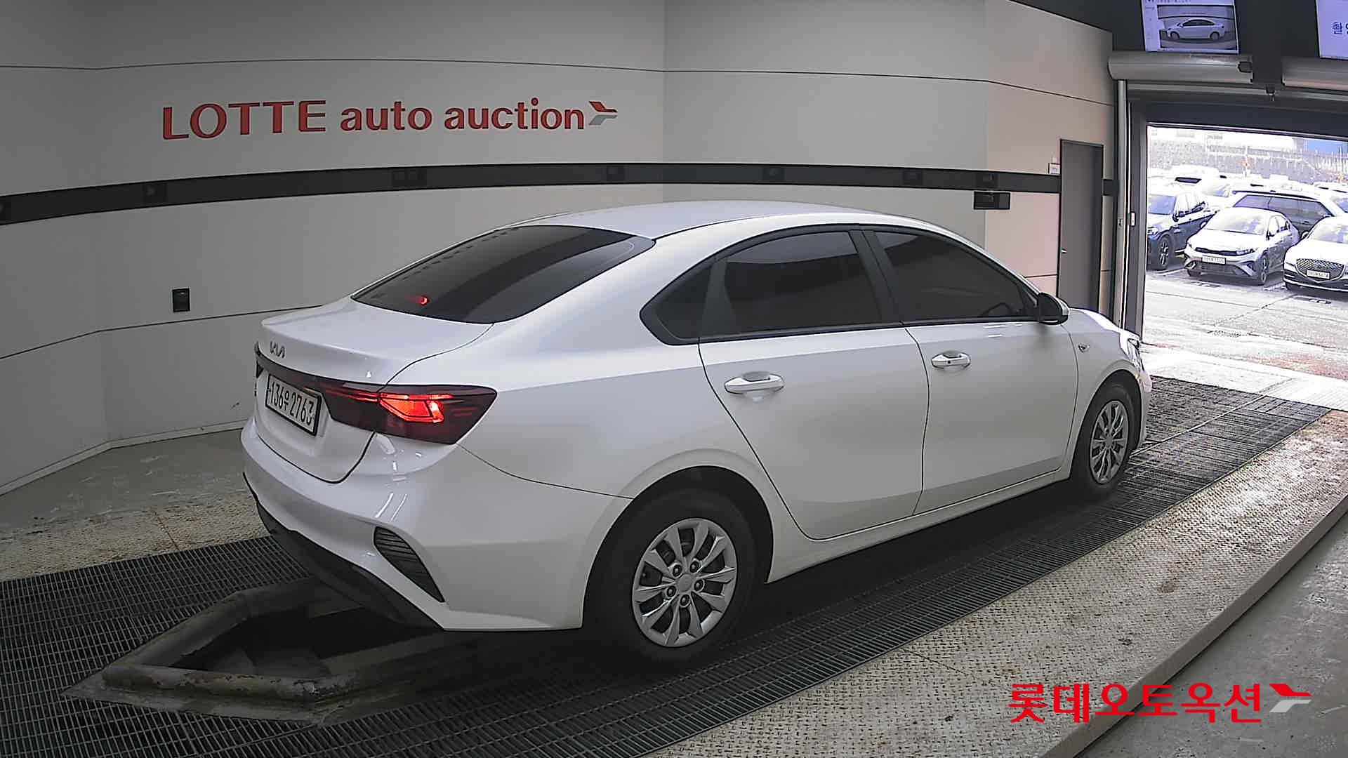 Kia K3 2022 - Image 19