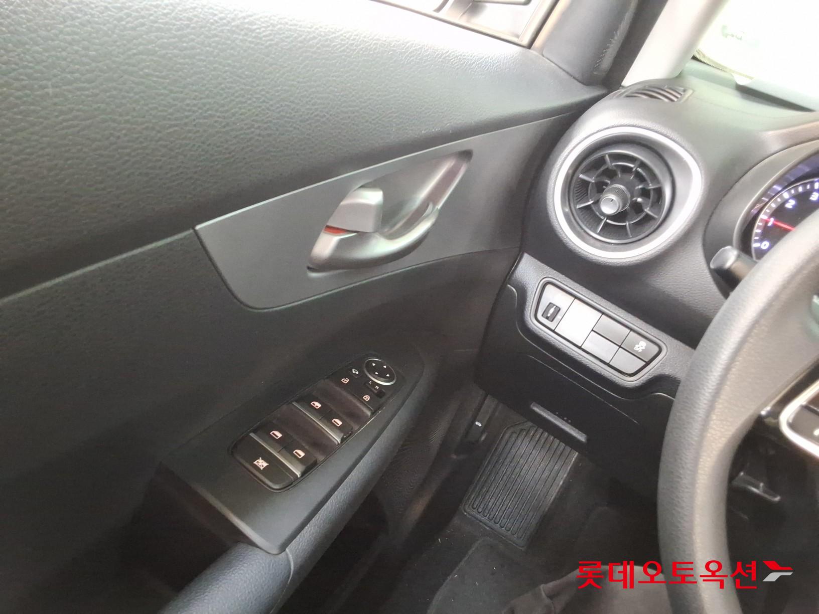 Kia K3 2022 - Image 29