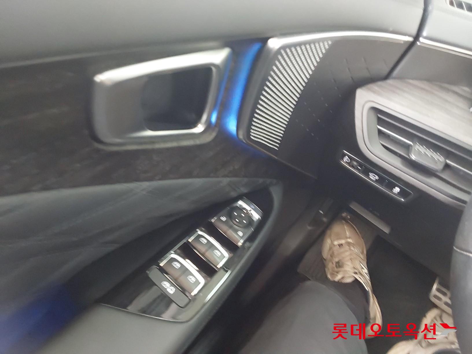 كيا K8 2022 - صورة 29