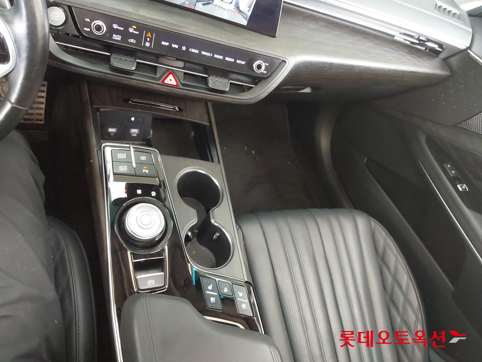 كيا K8 2022 - صورة 35