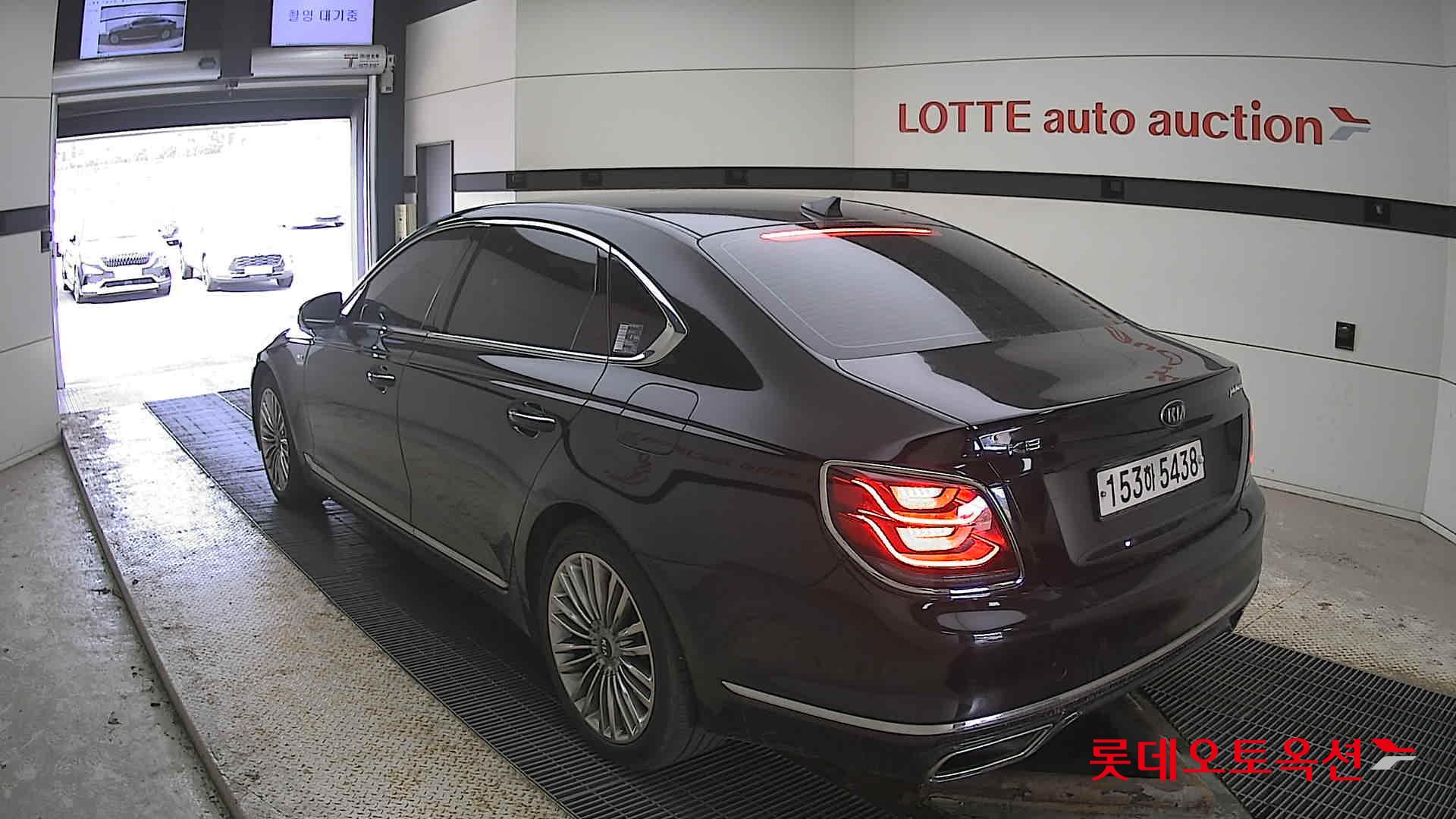 2021 - kia k9