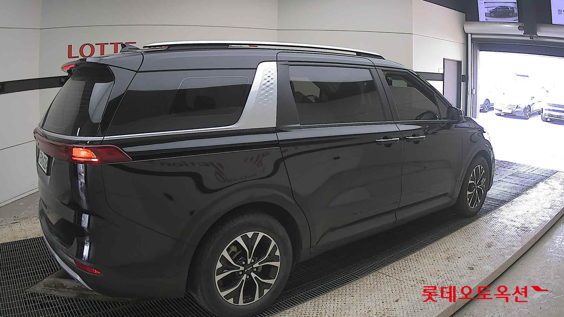 كيا كارنفال