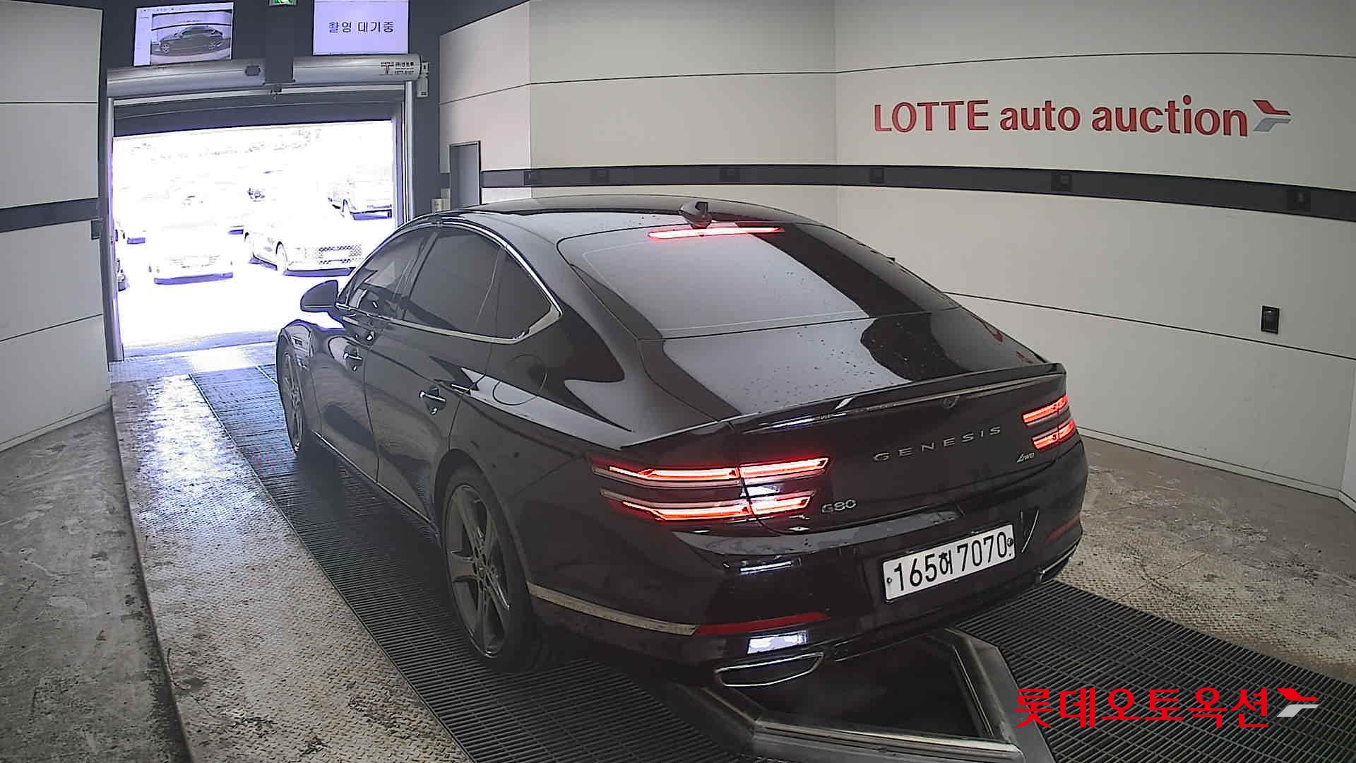 Genesis G80 - 16