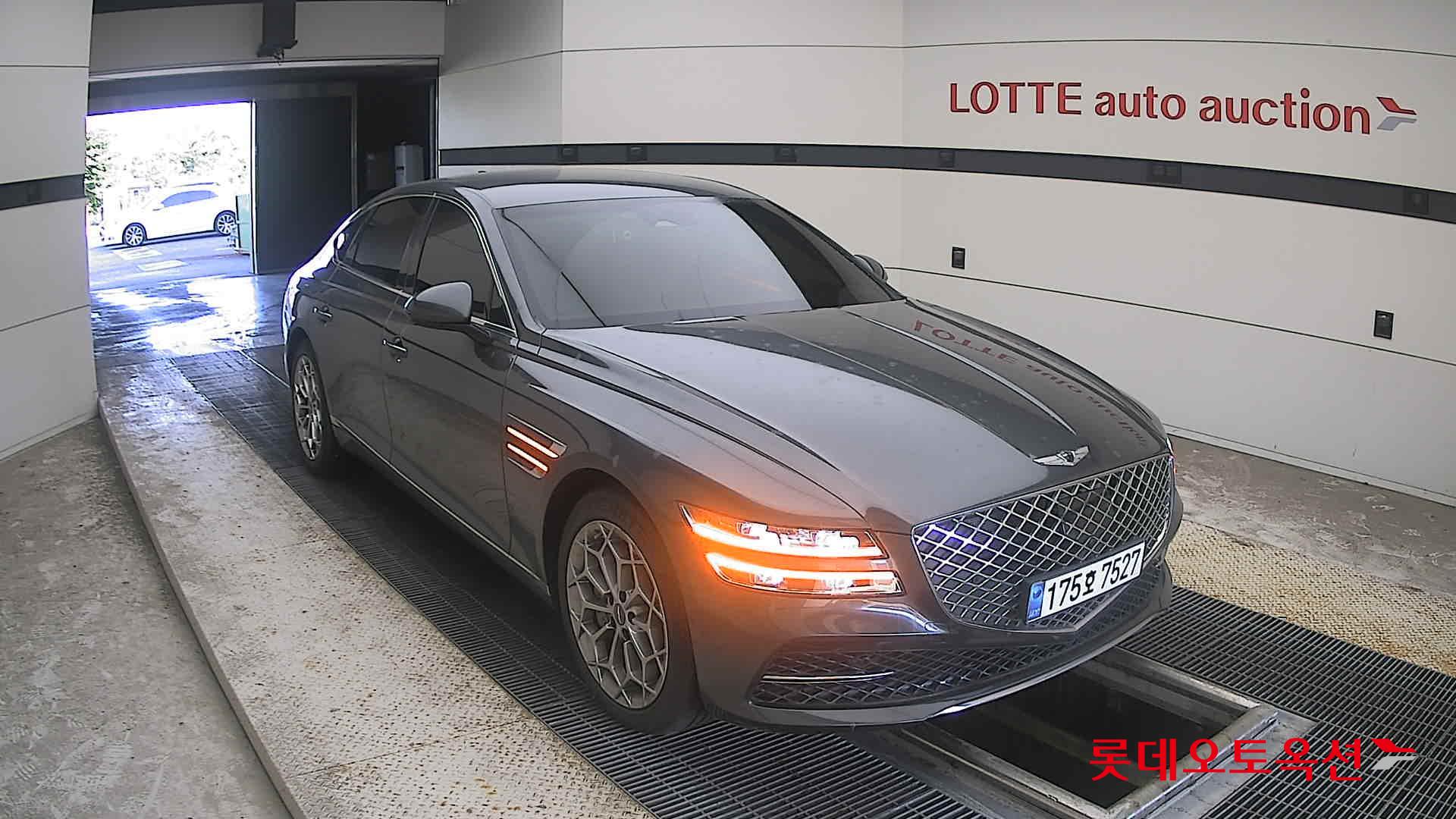 2023 - genesis g80