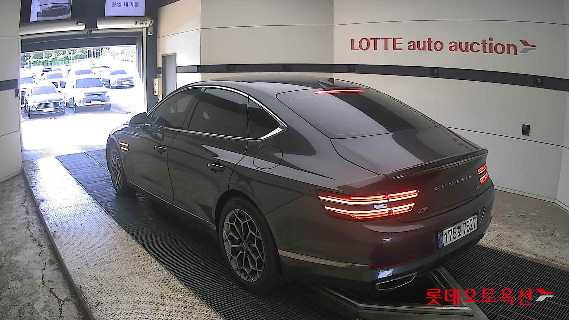 2023 - genesis g80