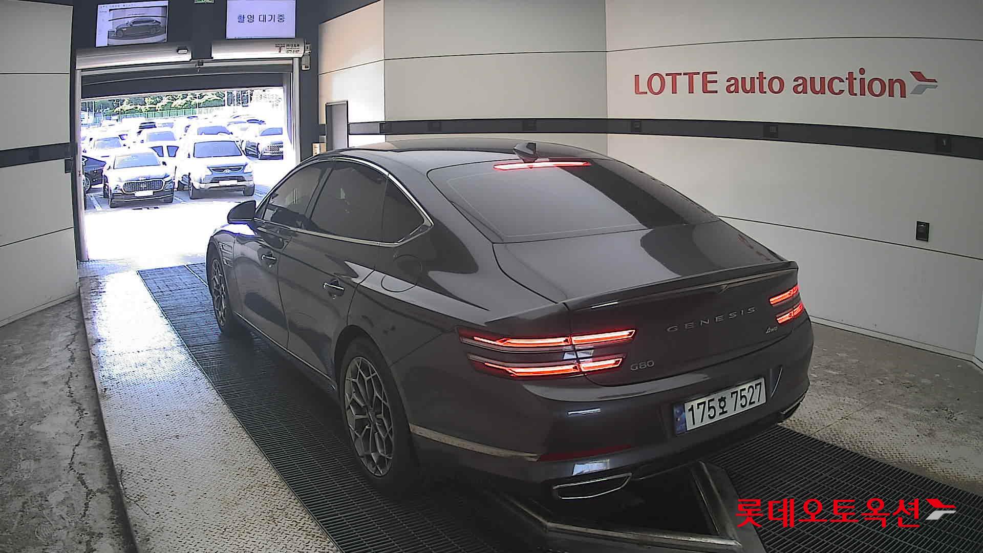 2023 - genesis g80