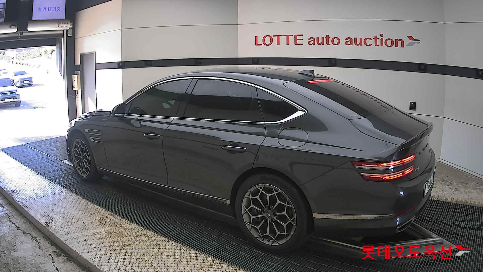 2023 - genesis g80