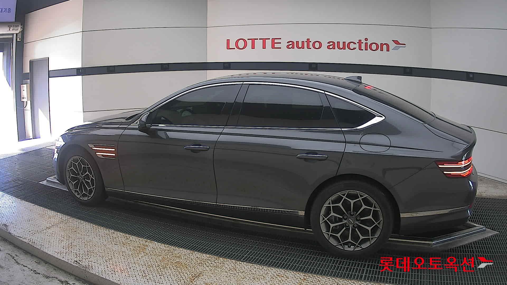 2023 - genesis g80
