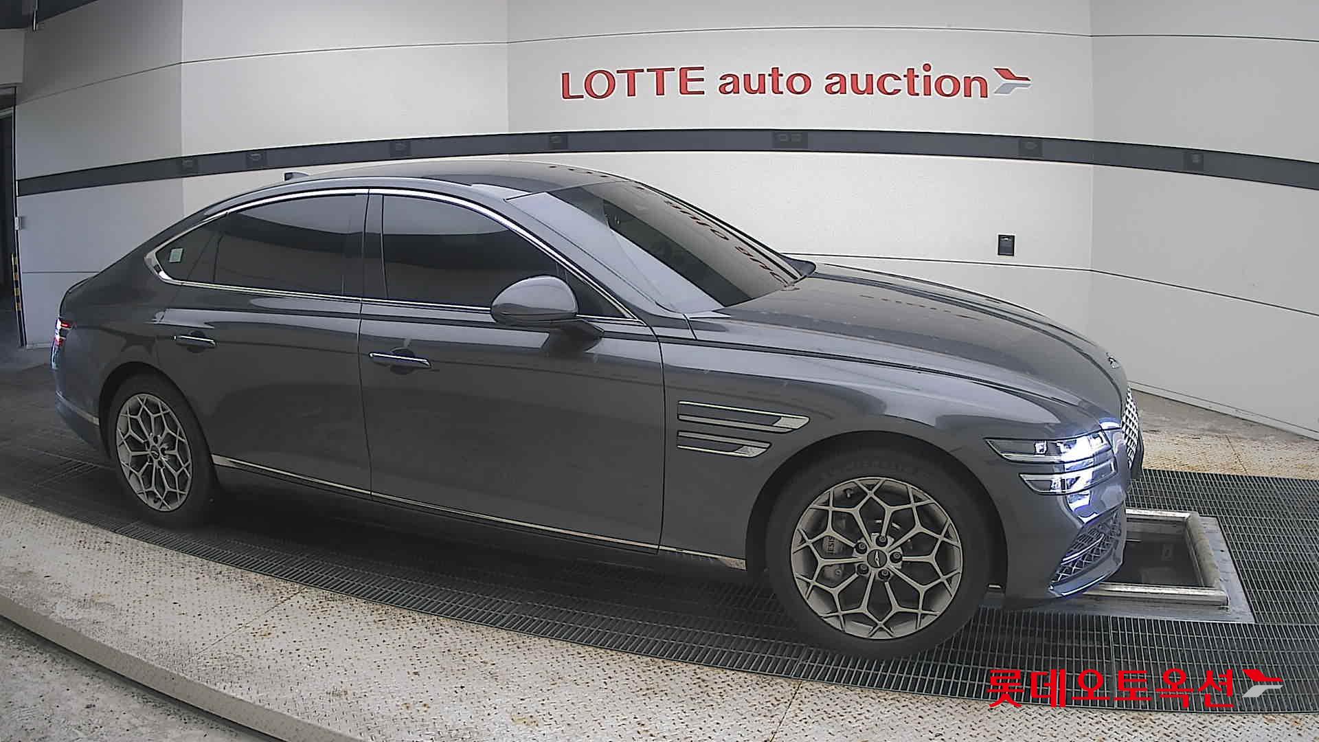 2023 - genesis g80