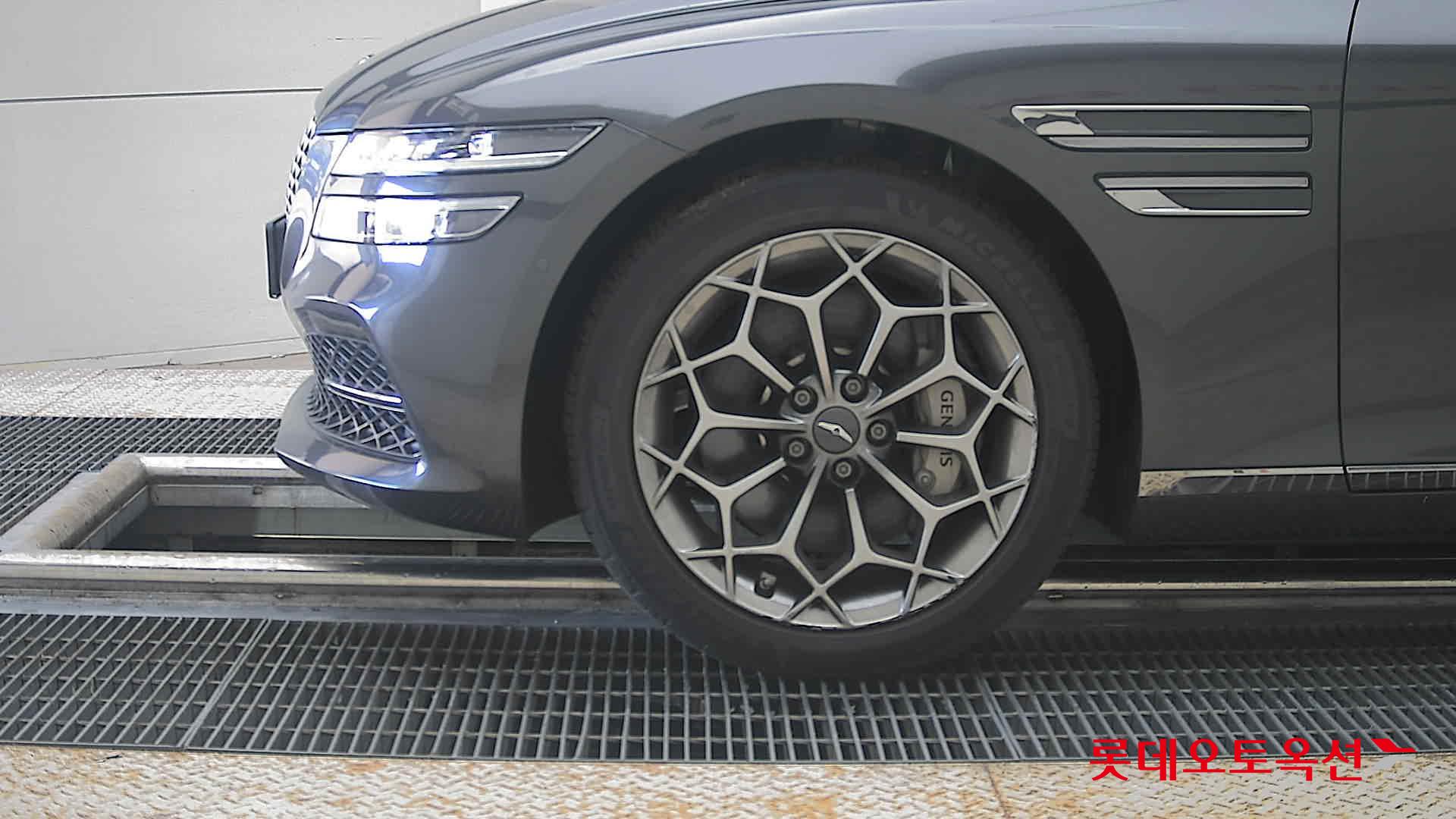 2023 - genesis g80
