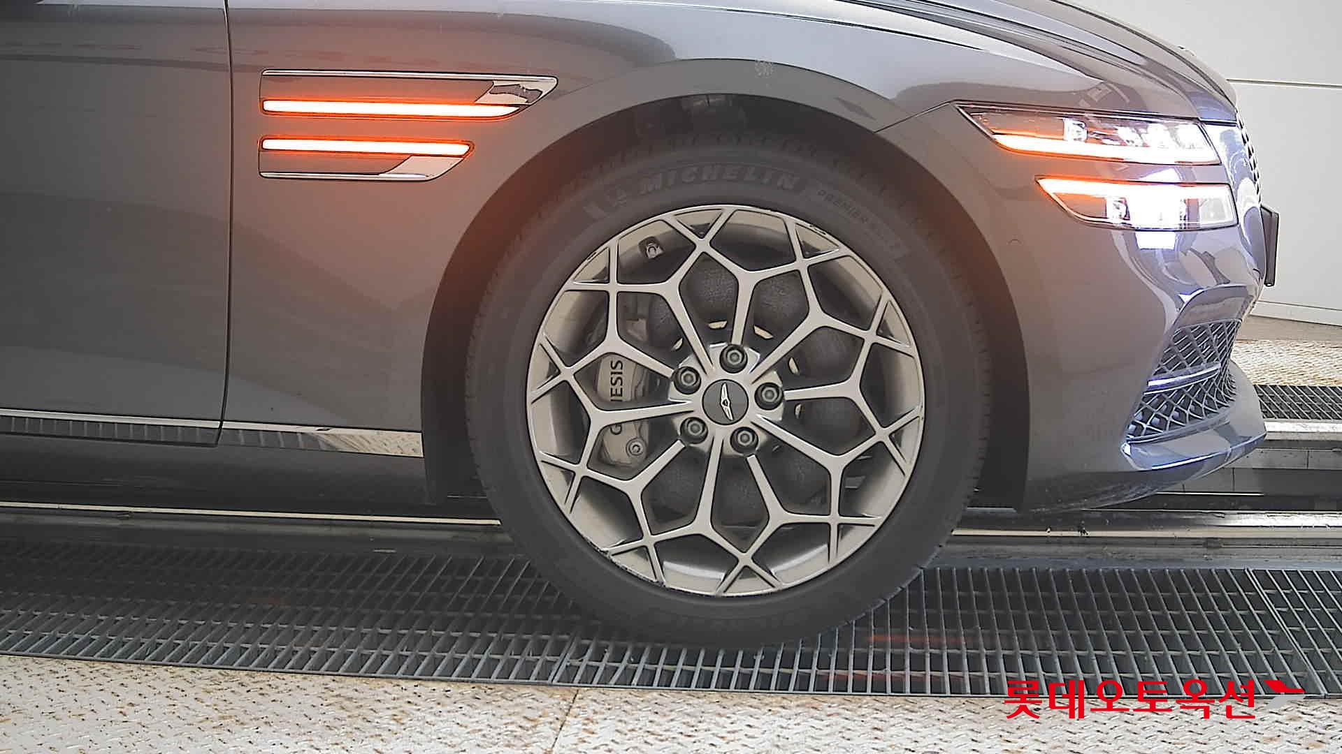 2023 - genesis g80