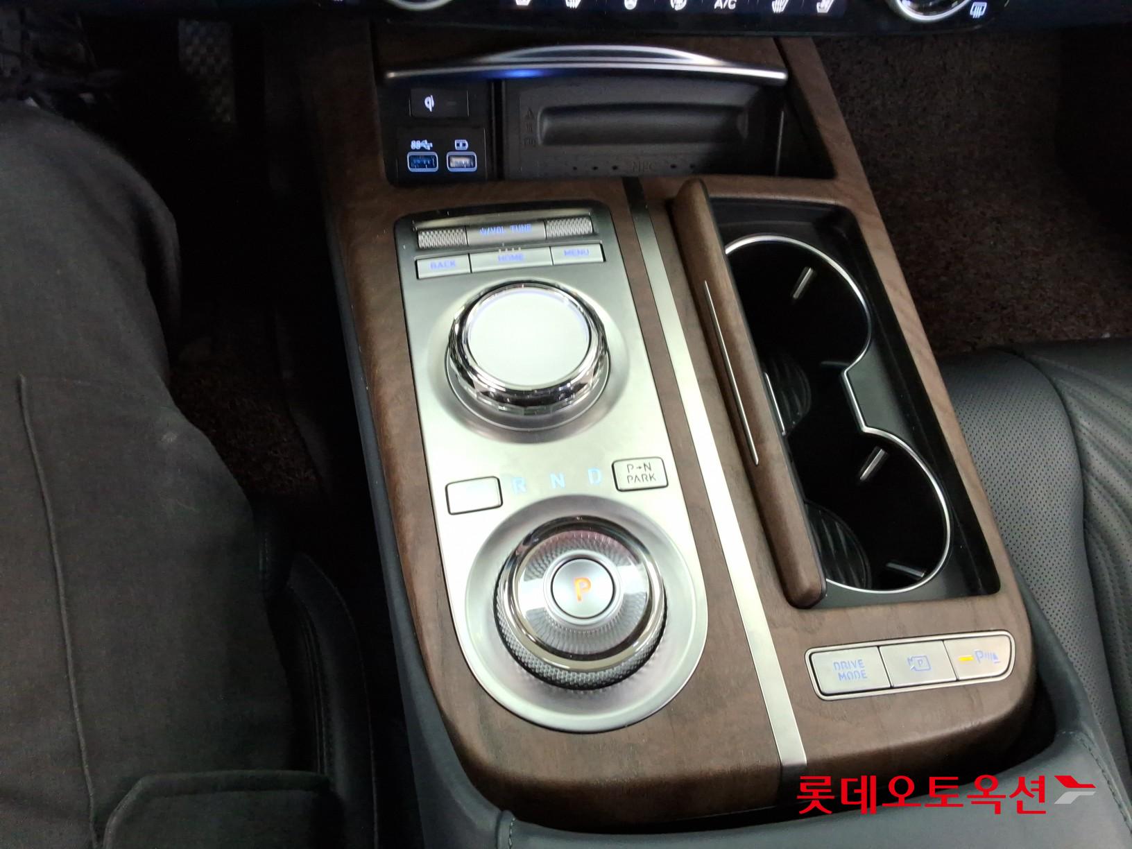 2023 - genesis g80