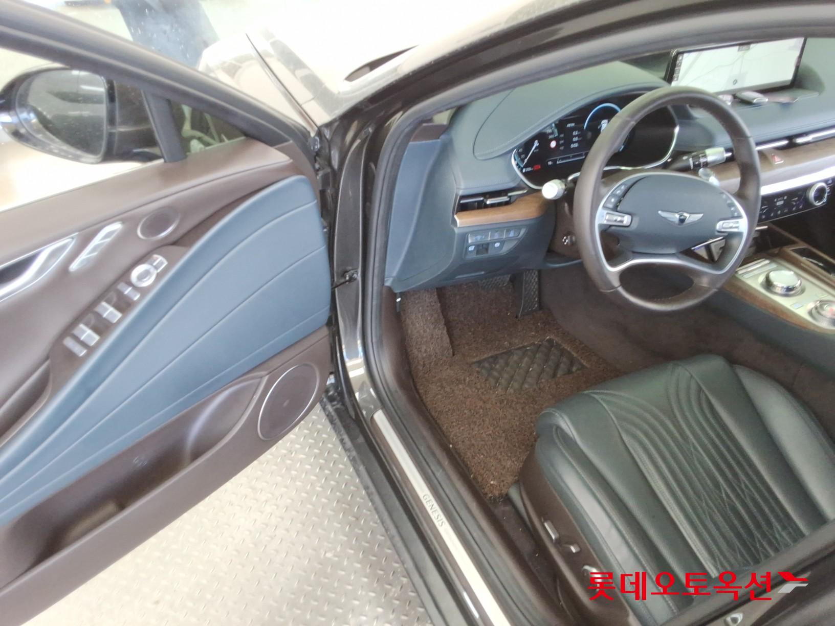 2023 - genesis g80