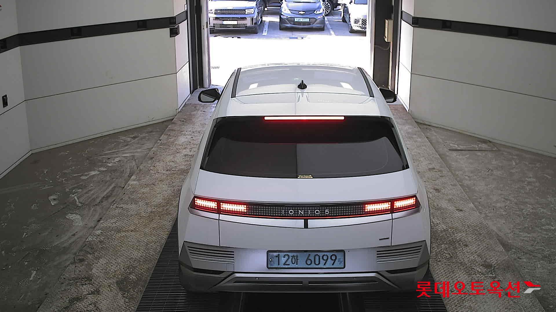 هيونداي أيونيك