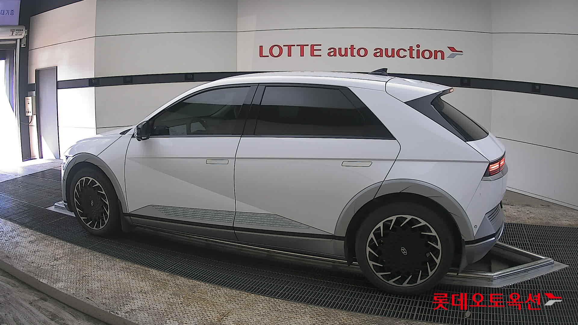 هيونداي أيونيك