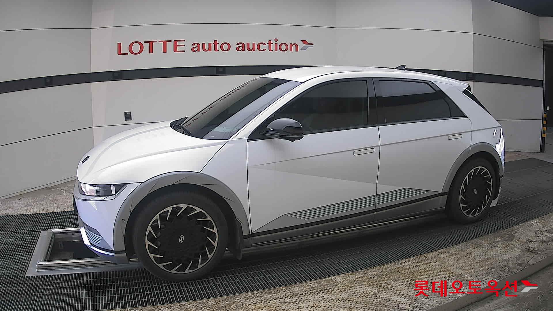 هيونداي أيونيك