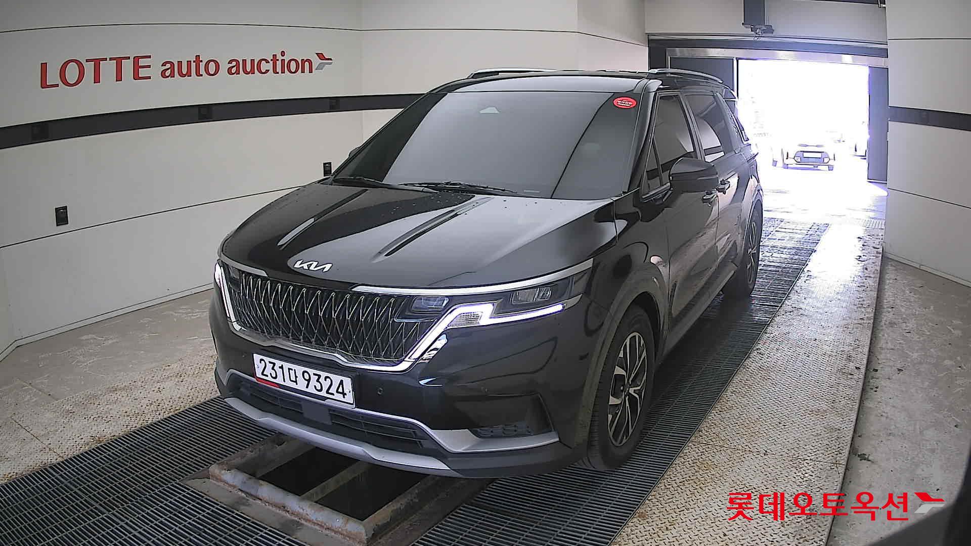 Kia Carnival 2023 Aurora Black Pearl из Кореи