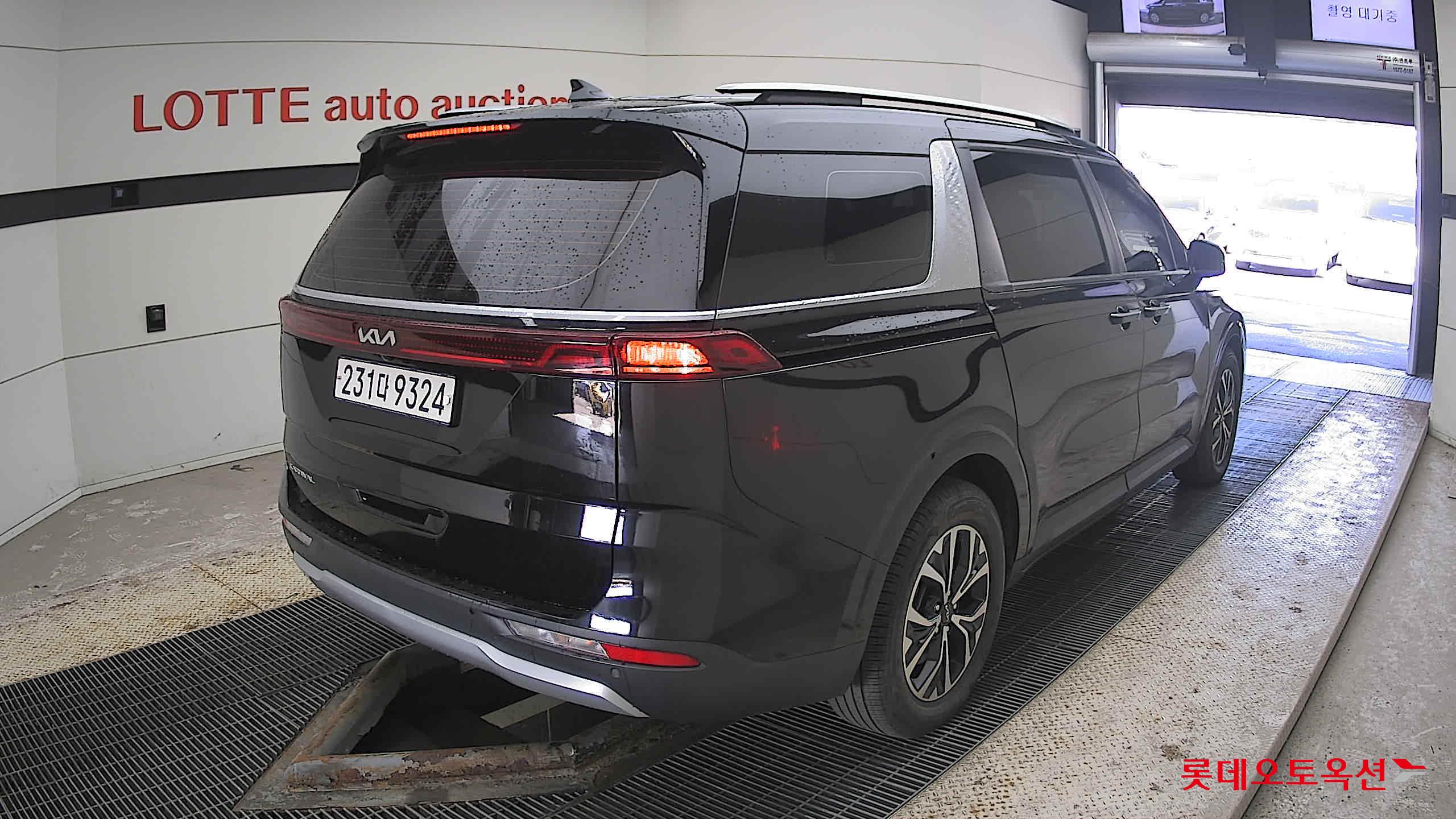 Kia Carnival 2023 Aurora Black Pearl из Кореи, фото 4