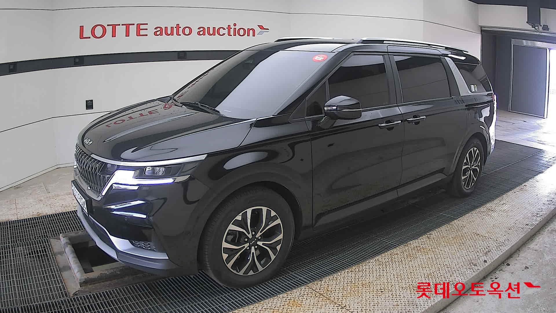 Kia Carnival id 3816373 из Кореи 13