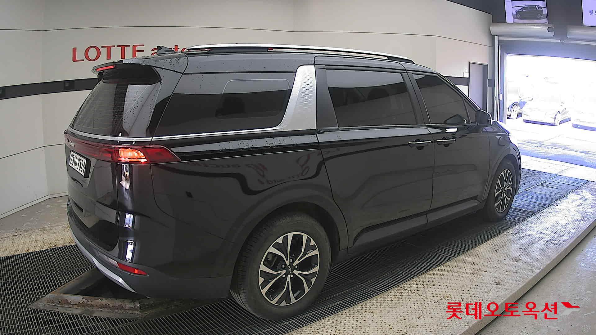 Kia Carnival id 3816373 из Кореи 19