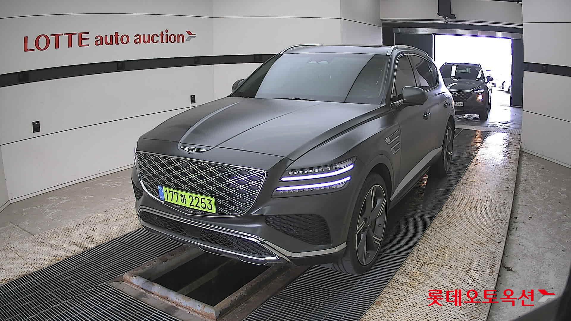 جينسس جي في 80