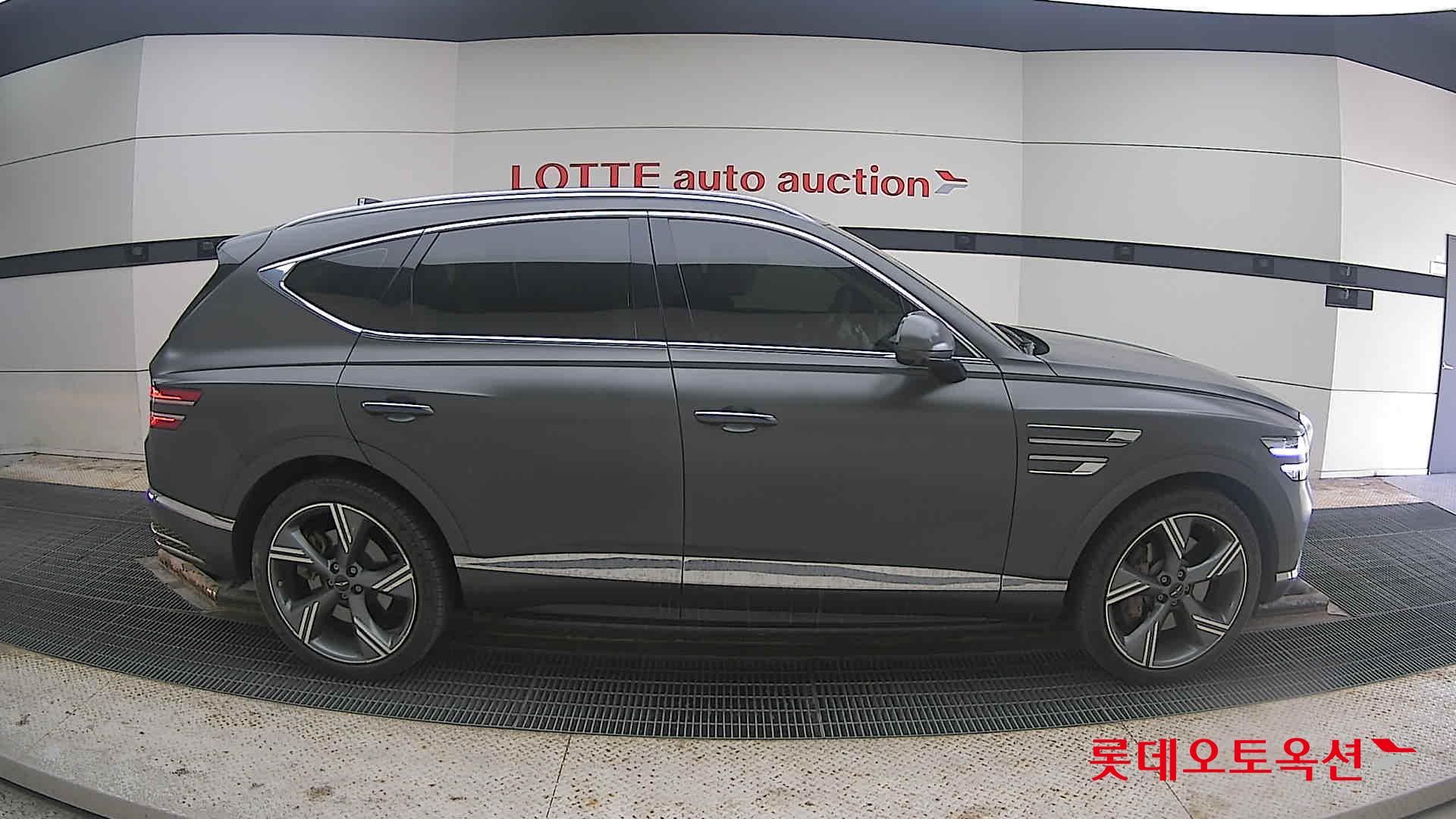 جينسس جي في 80