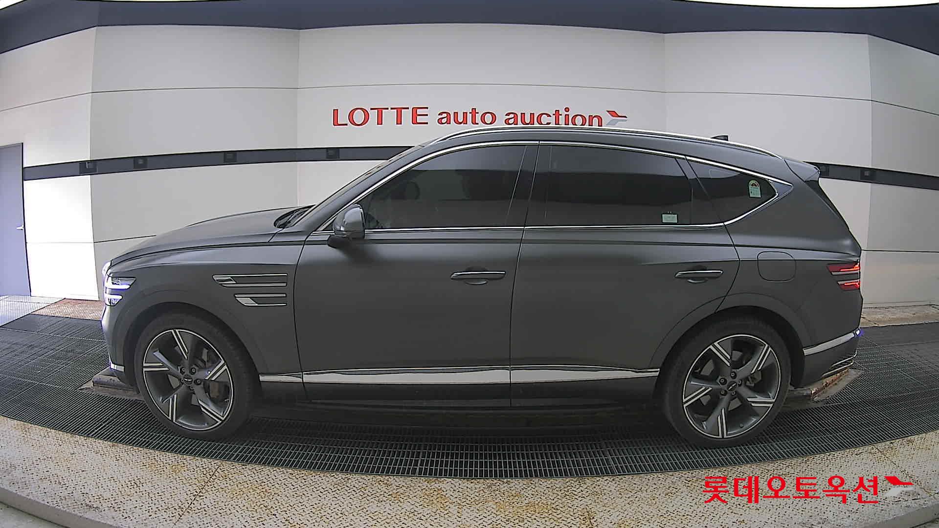 جينسس جي في 80