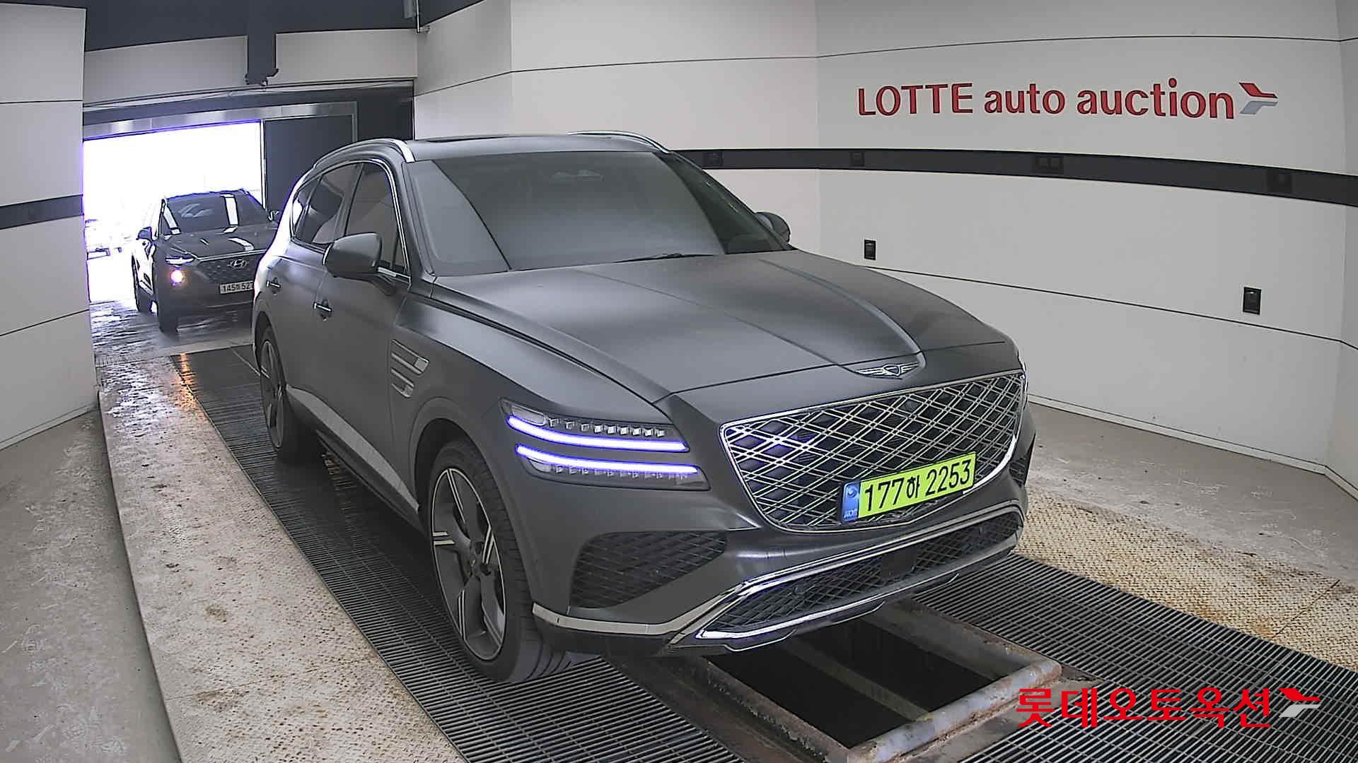 جينسس جي في 80