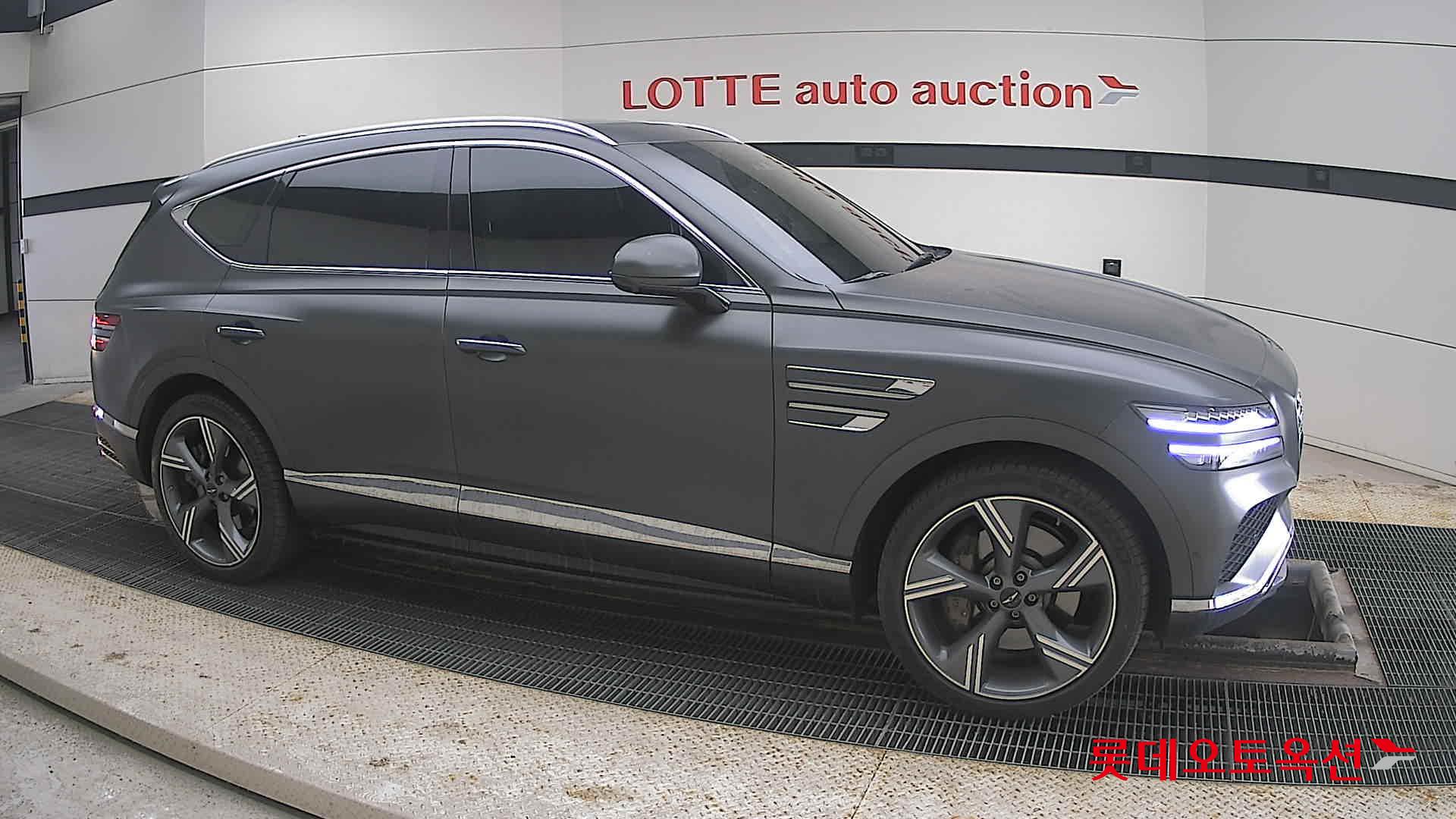 جينسس جي في 80