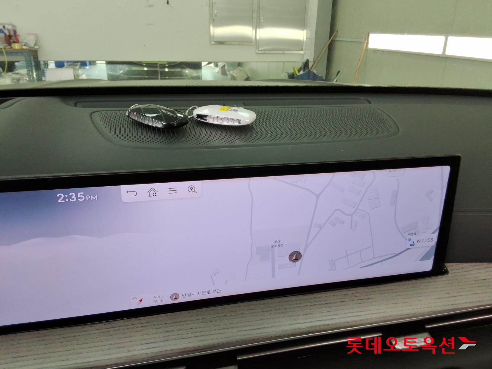 جينسس جي في 80