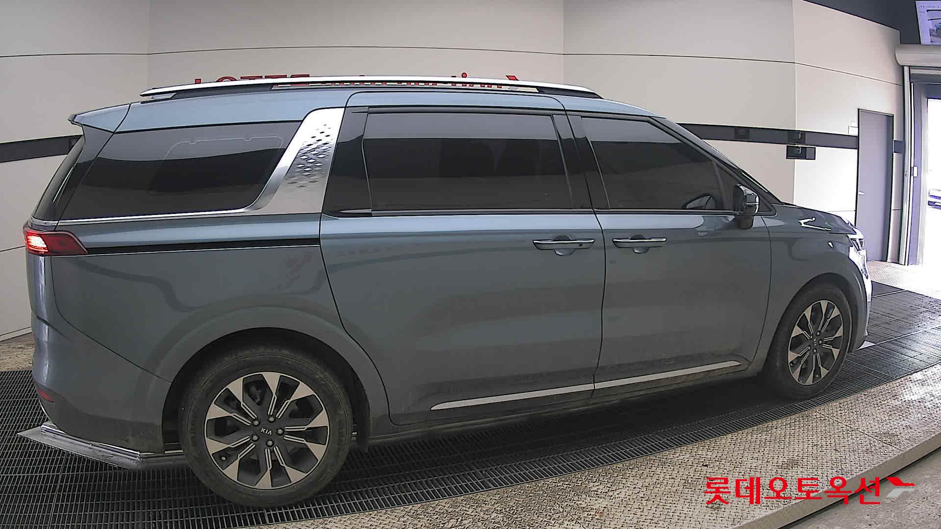 كيا كارنفال