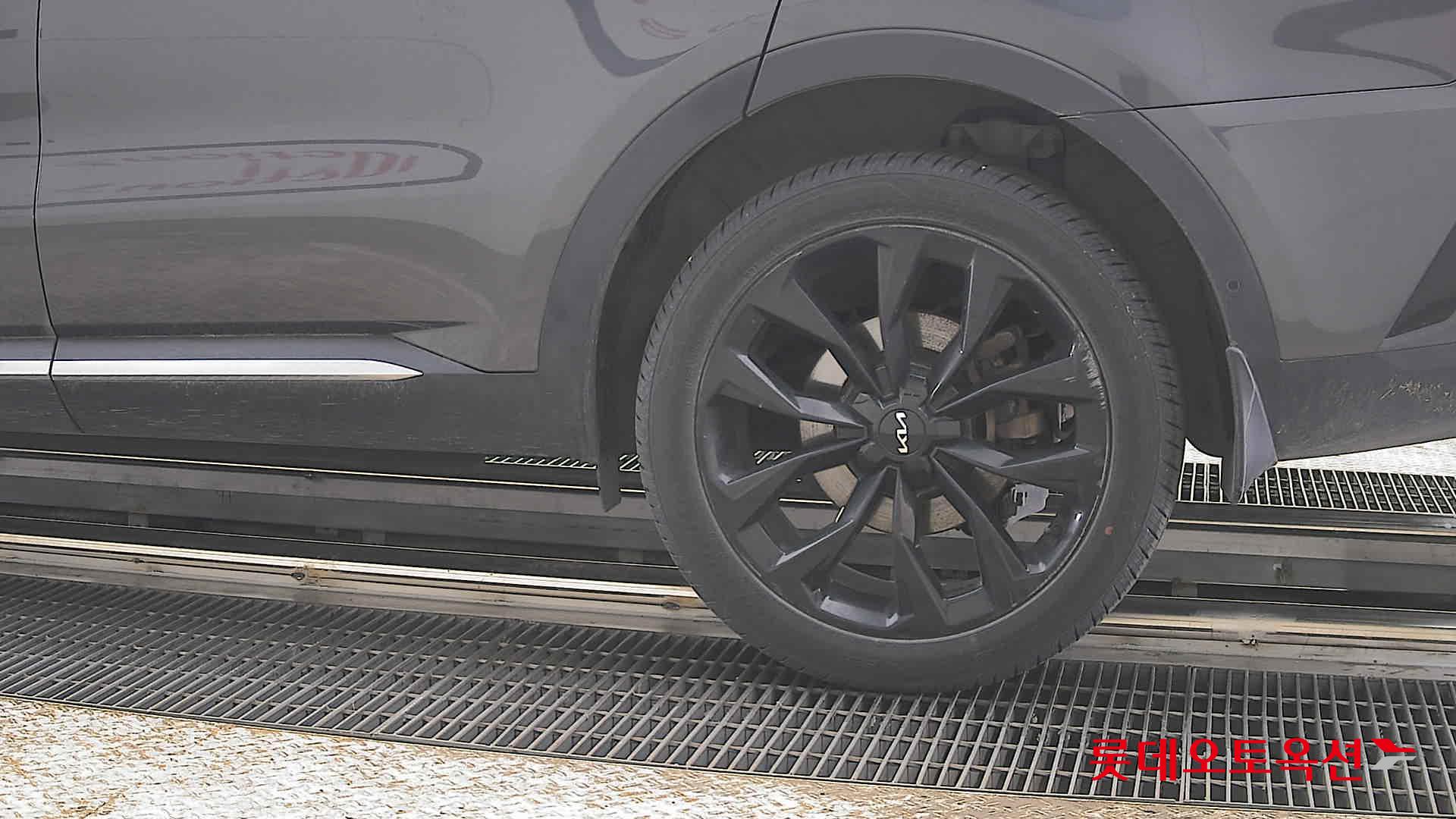 Kia Sorento id 3888377 из Кореи 22