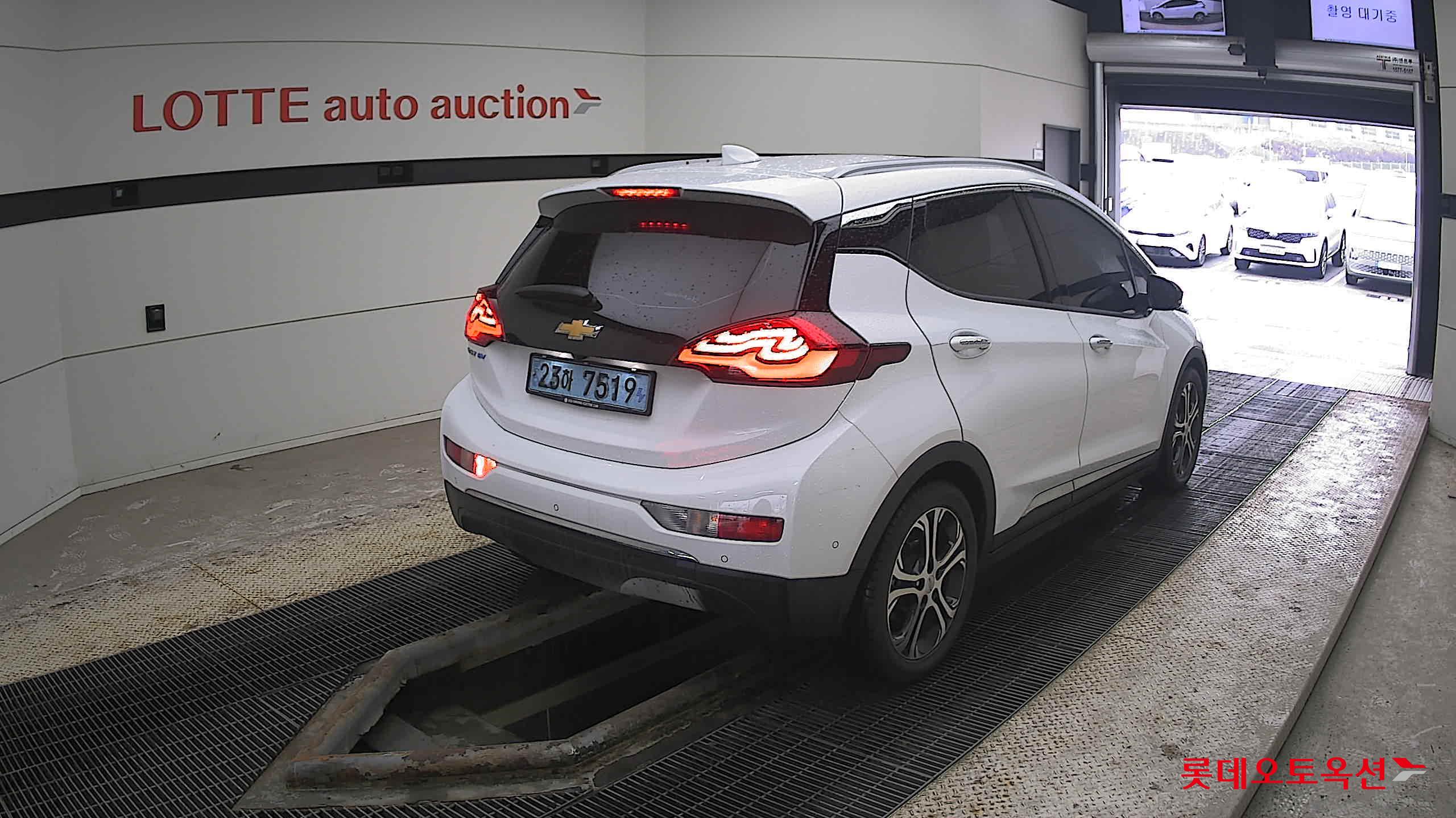 Korea G M Bolt (EV) 2021 Pure White из Кореи, фото 4