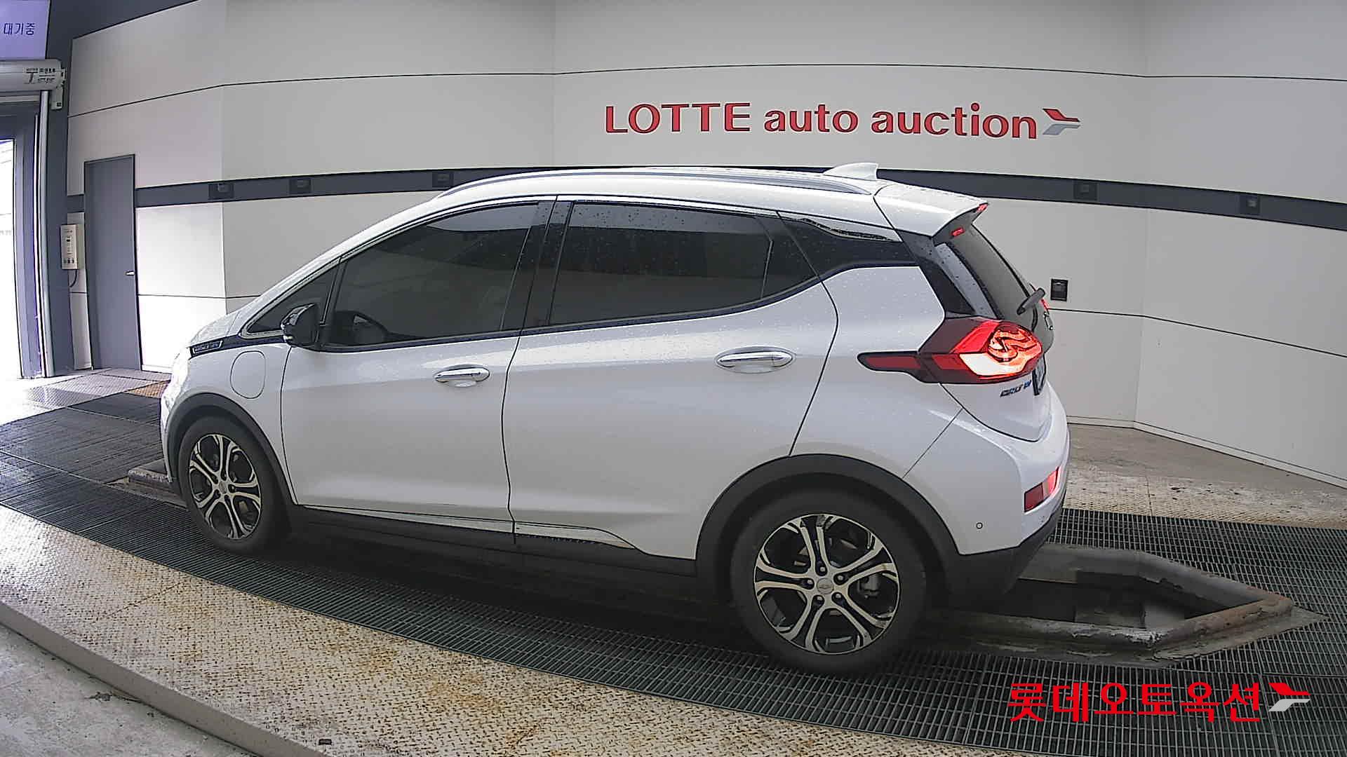 Korea G M Bolt (EV) id 3810001 из Кореи 11