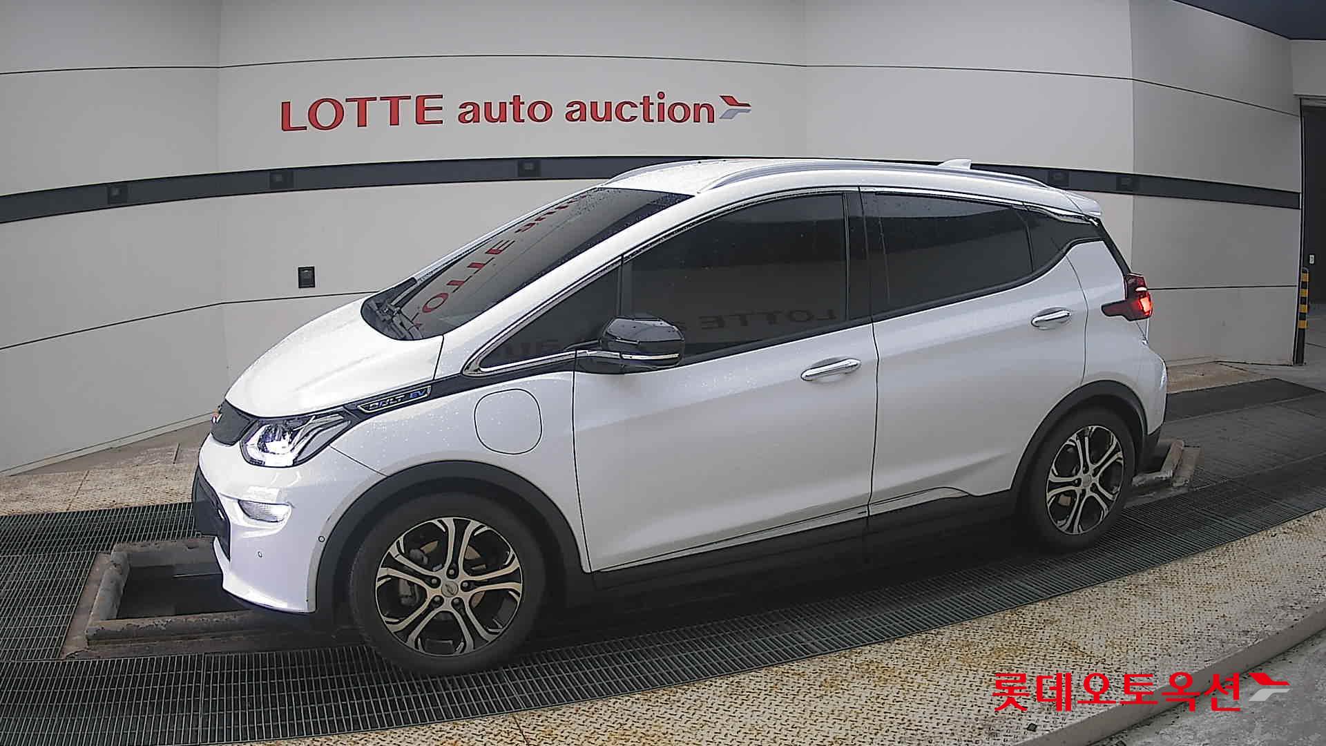 Korea G M Bolt (EV) id 3810001 из Кореи 12