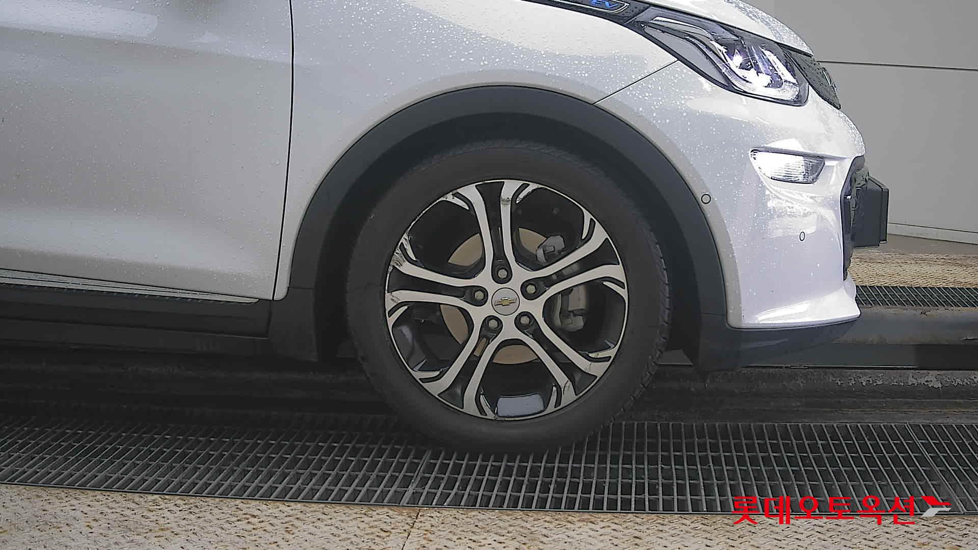 Korea G M Bolt (EV) id 3810001 из Кореи 23