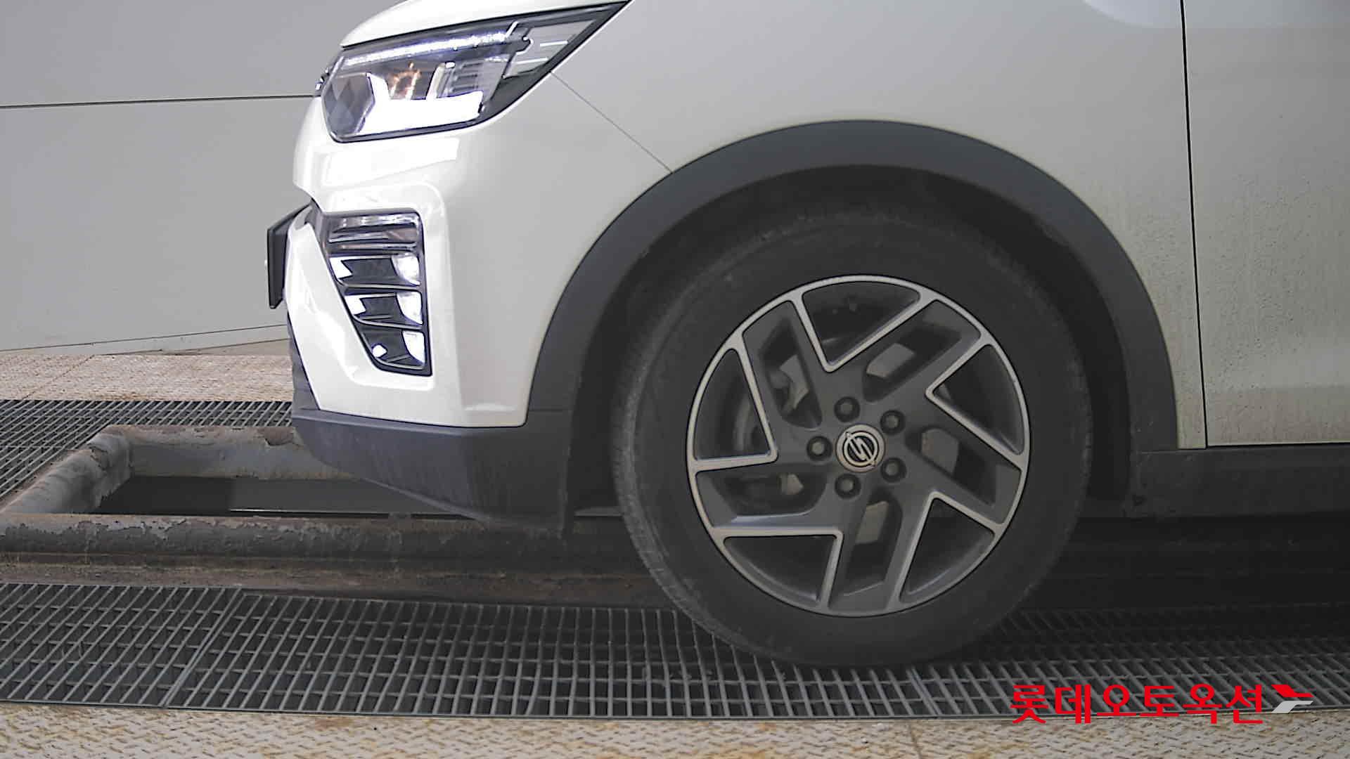 سانغ يونغ تيفولي