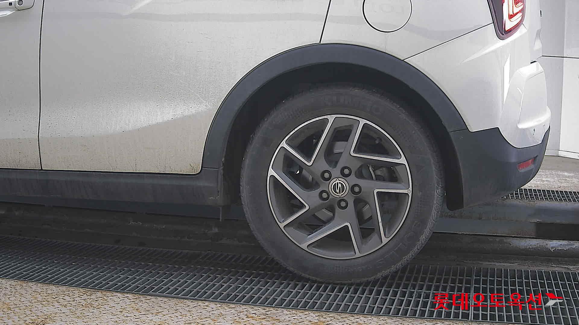 سانغ يونغ تيفولي