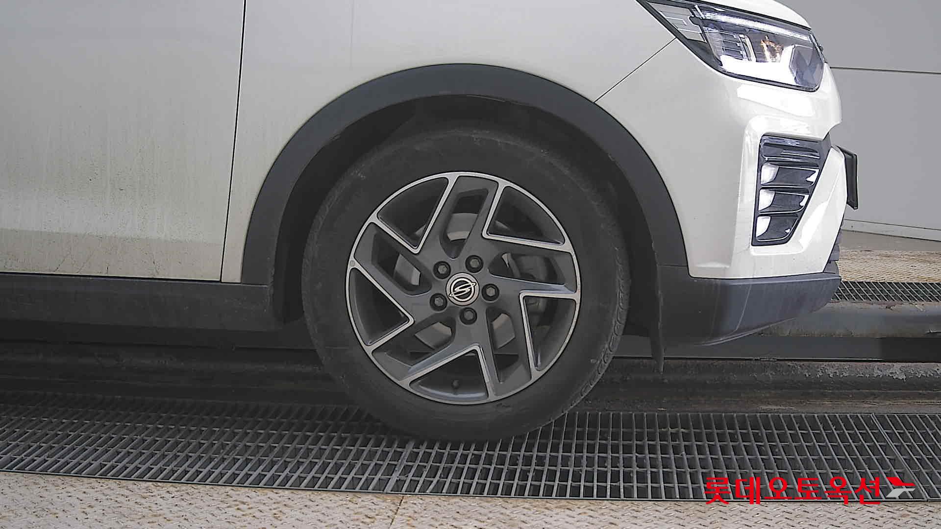 سانغ يونغ تيفولي