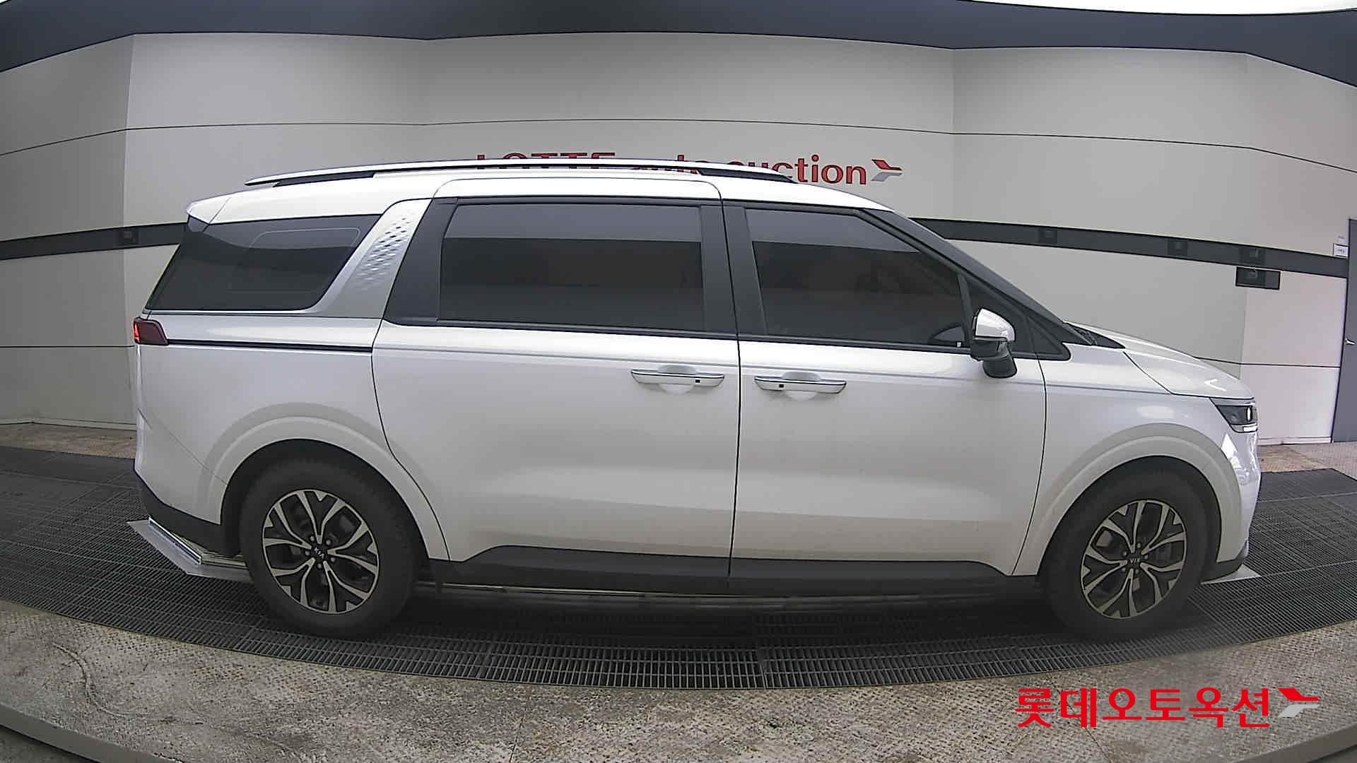 كيا كارنفال