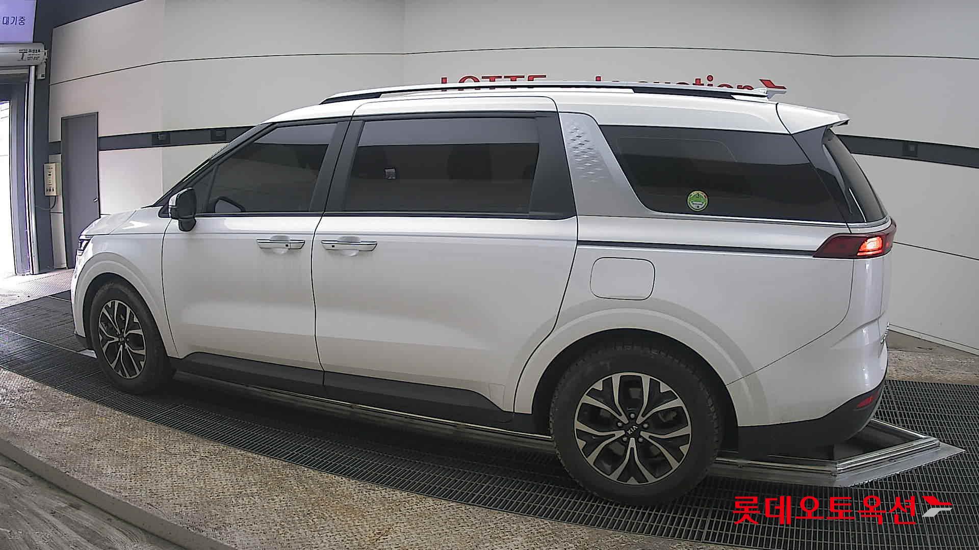 كيا كارنفال