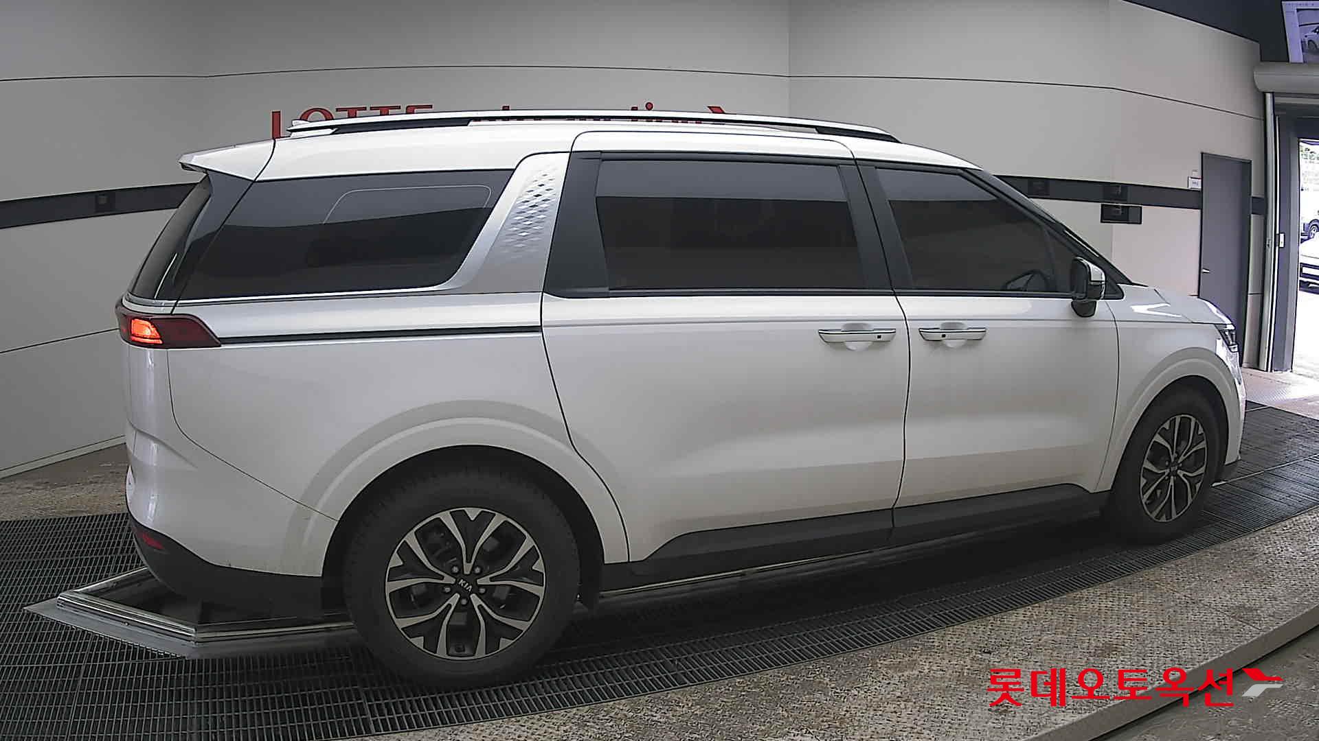 كيا كارنفال