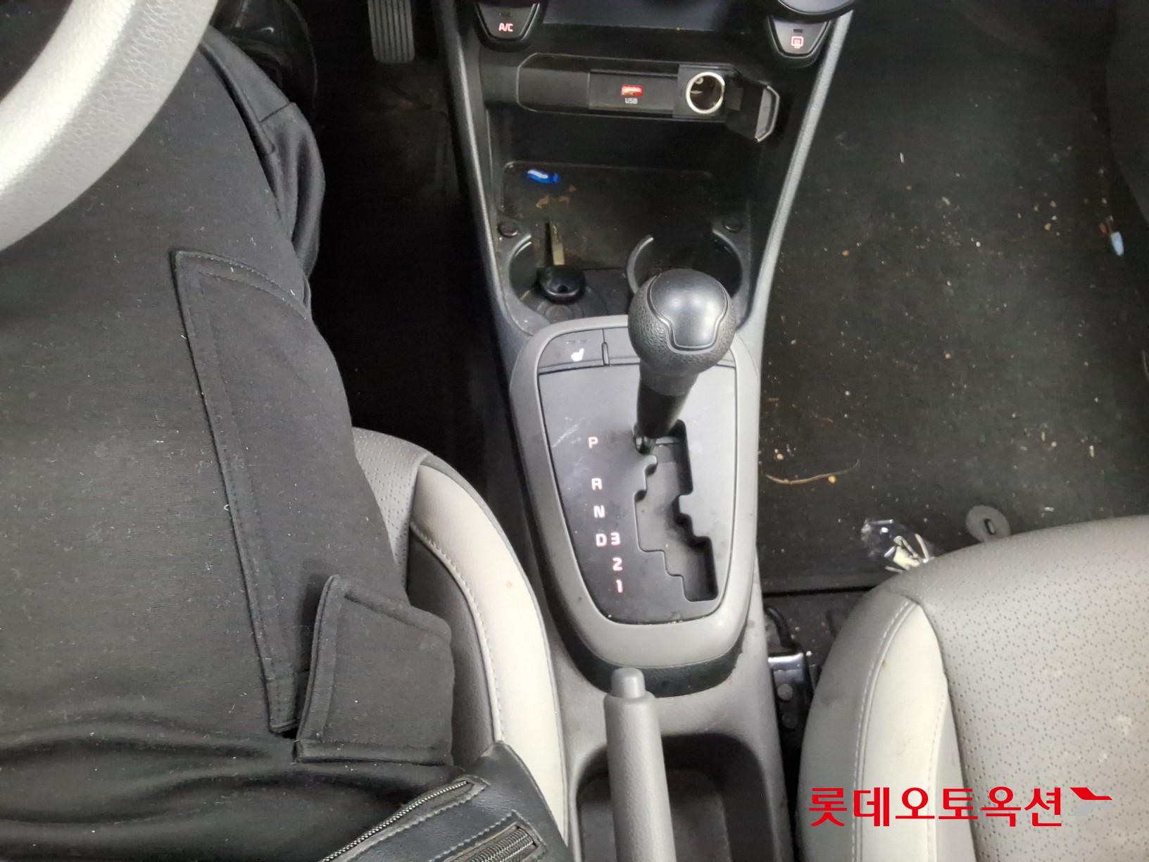 Kia Morning id 3822932 из Кореи 32