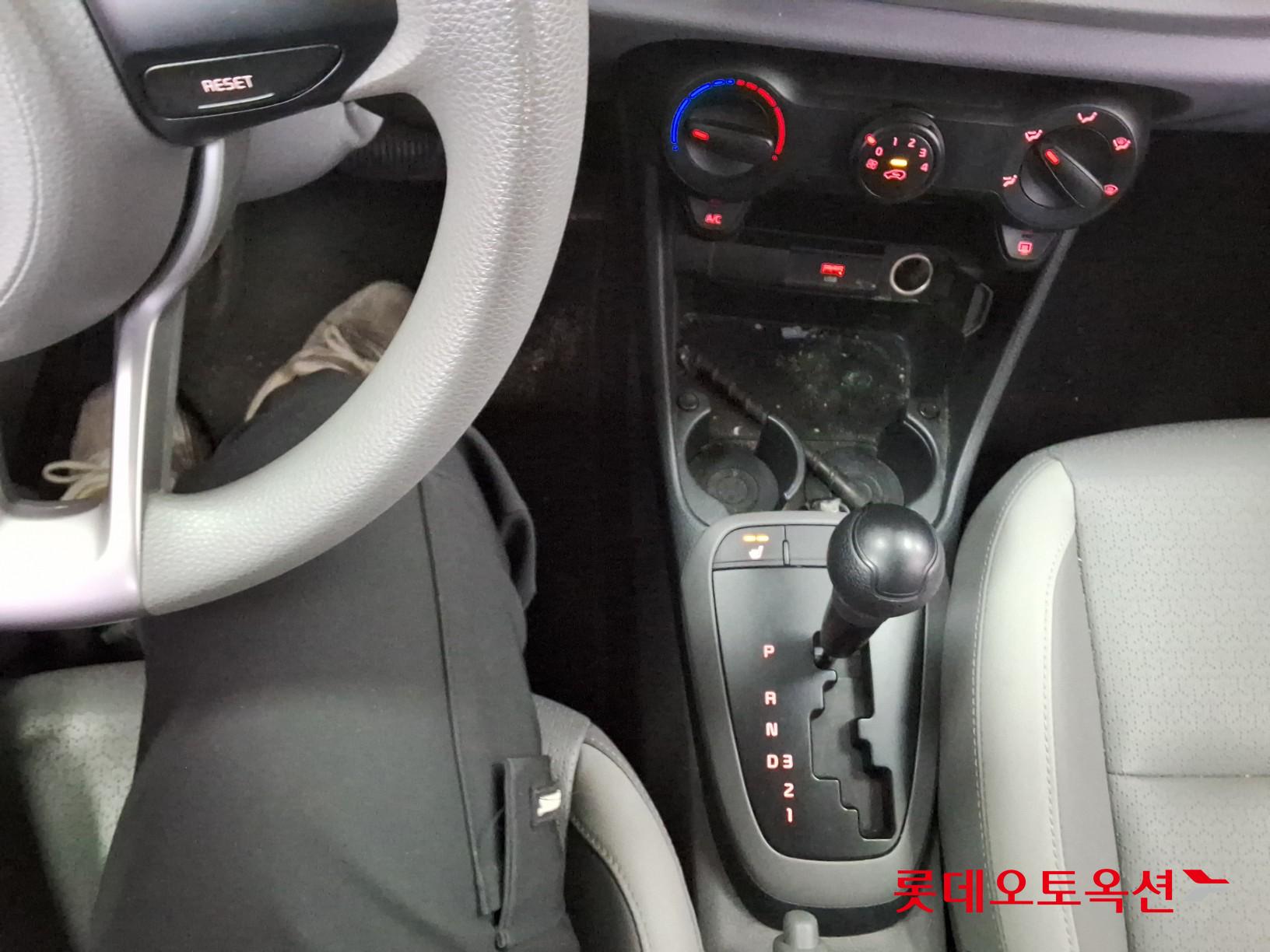 Kia Morning id 3822971 из Кореи 32