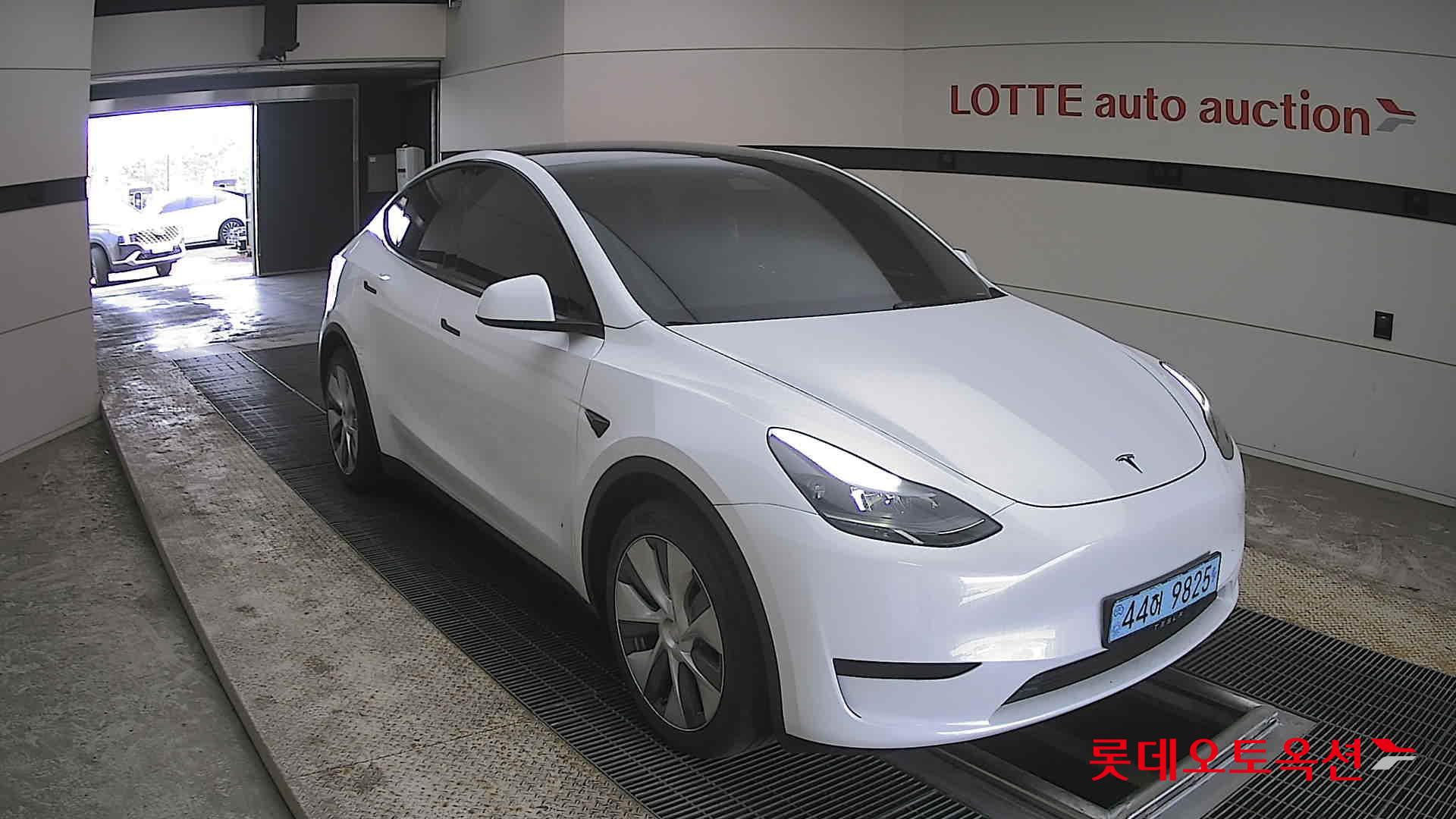 Tesla Model Y 2024 - Image 6