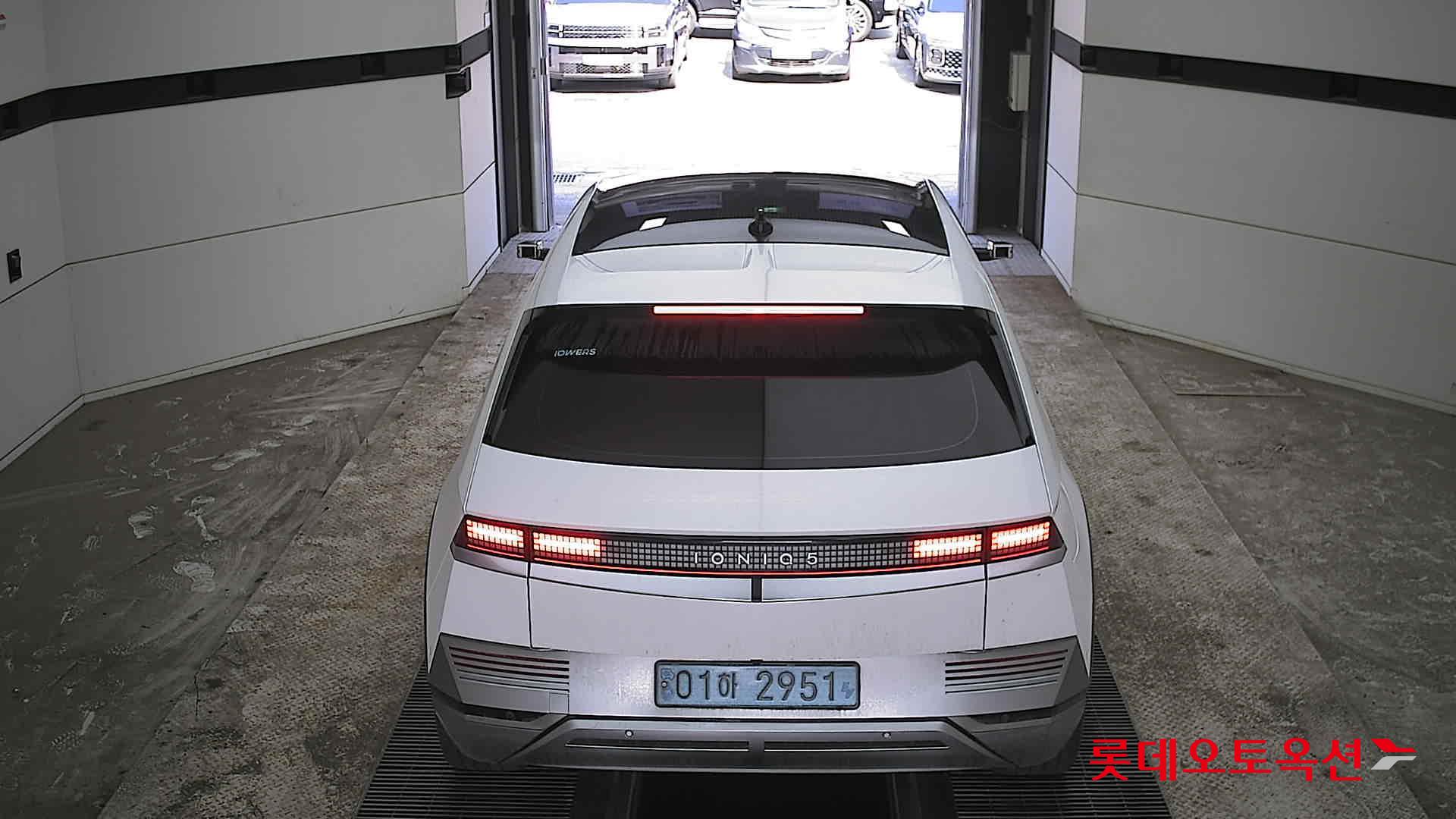 هيونداي أيونيك