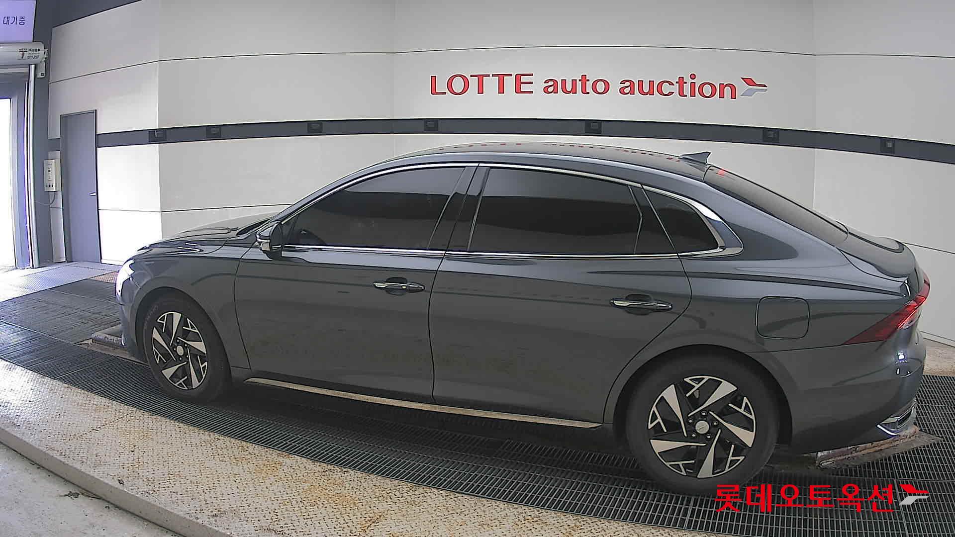 Hyundai Grandeur Hybrid id 3837049 из Кореи 11