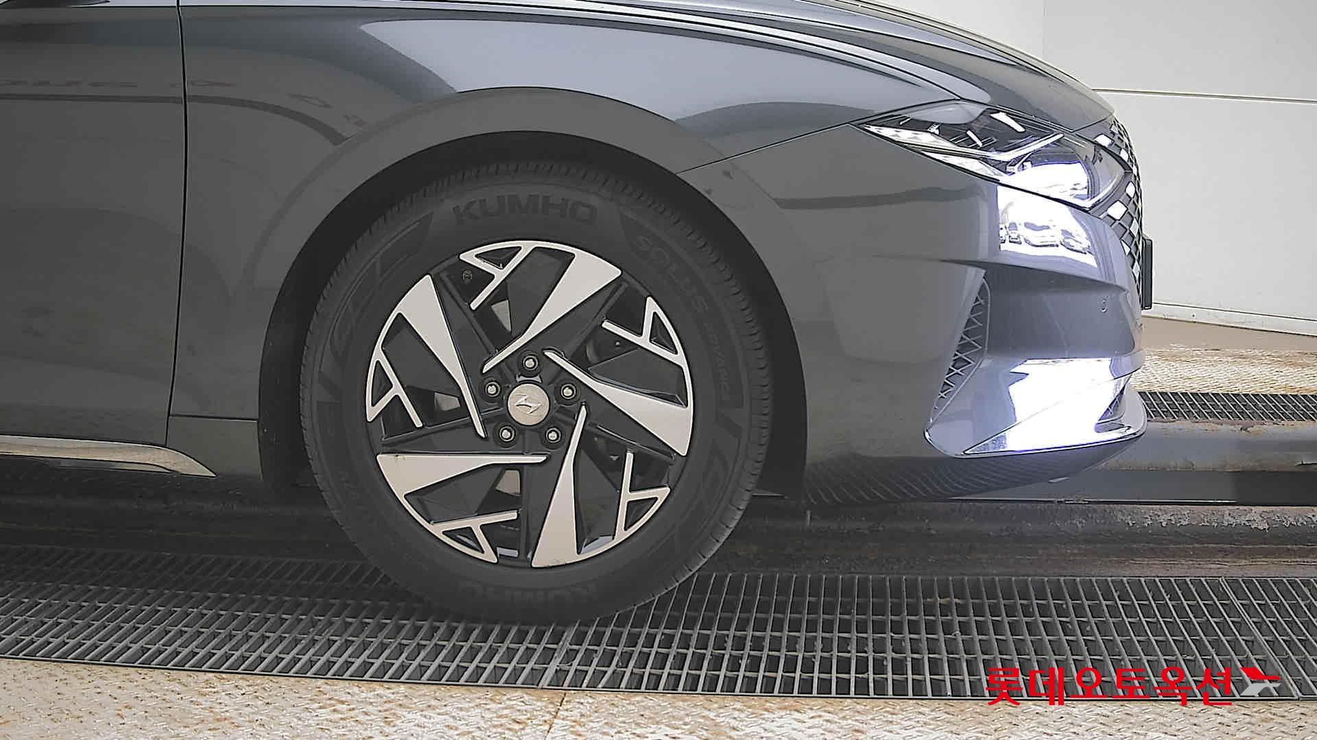 Hyundai Grandeur Hybrid id 3837049 из Кореи 23